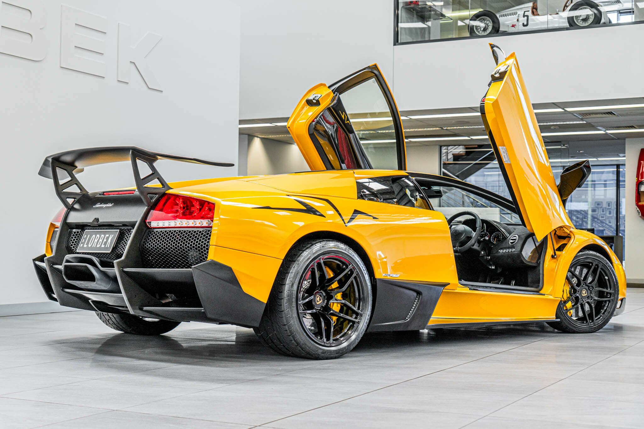 2010 LAMBORGHINI MURCIELAGO LP670-4 SV 6 SP AUTOMATIC 2D COUPE