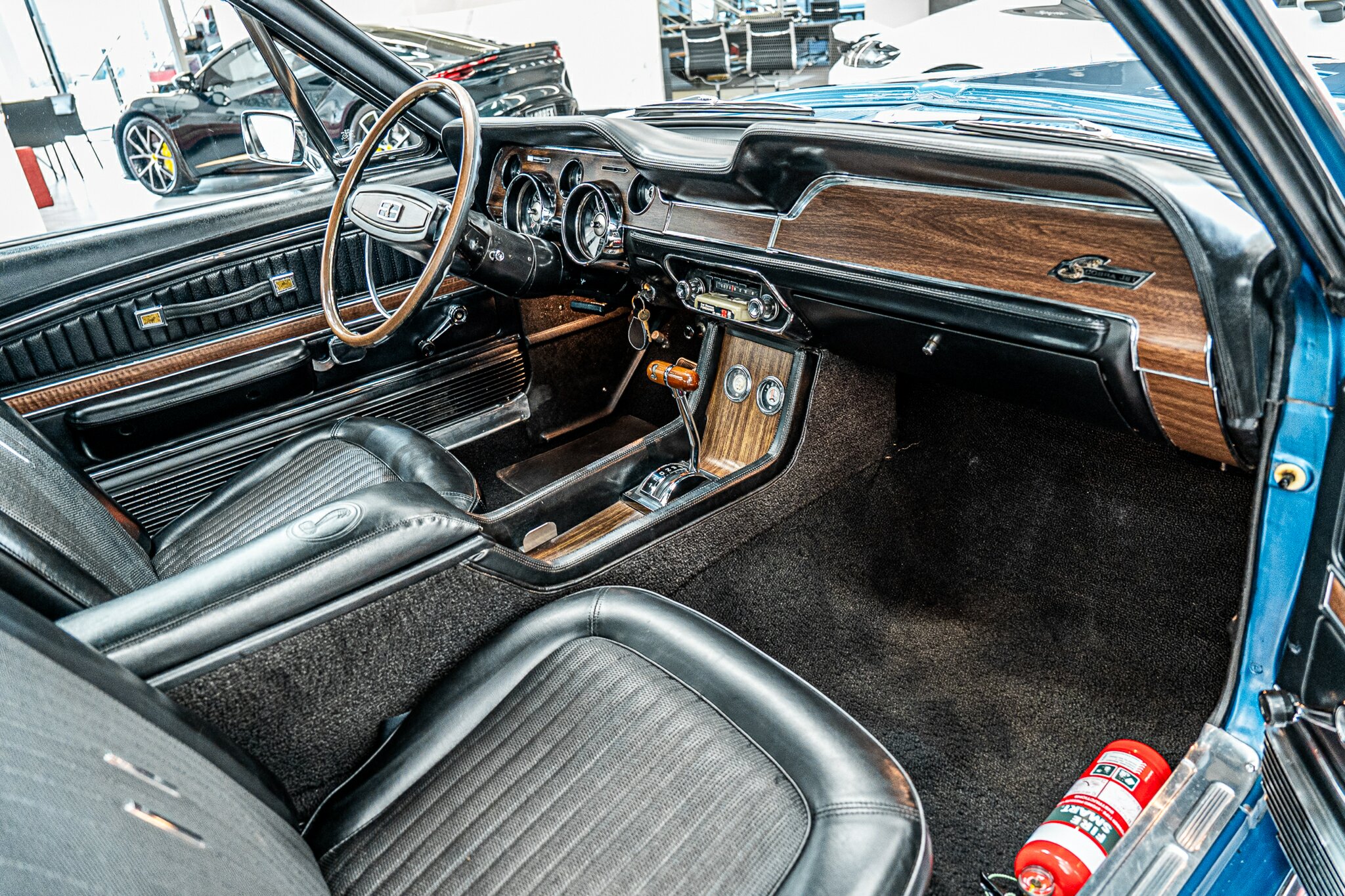 1968 FORD MUSTANG SHELBY GT500 KR 3 SP AUTOMATIC 2D FASTBACK