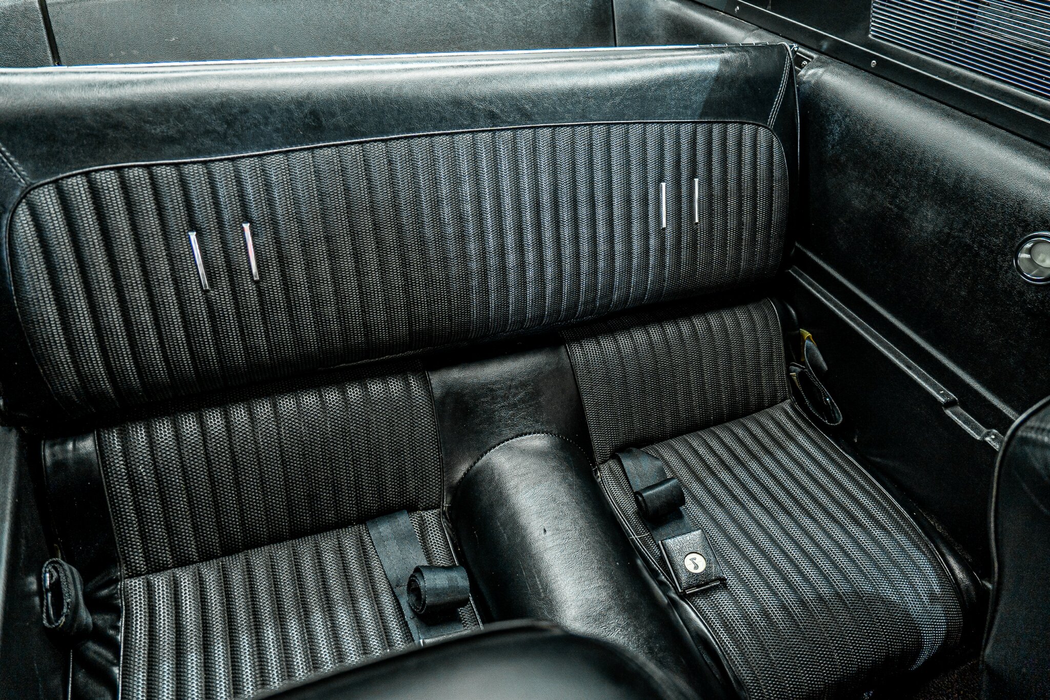 1968 FORD MUSTANG SHELBY GT500 KR 3 SP AUTOMATIC 2D FASTBACK