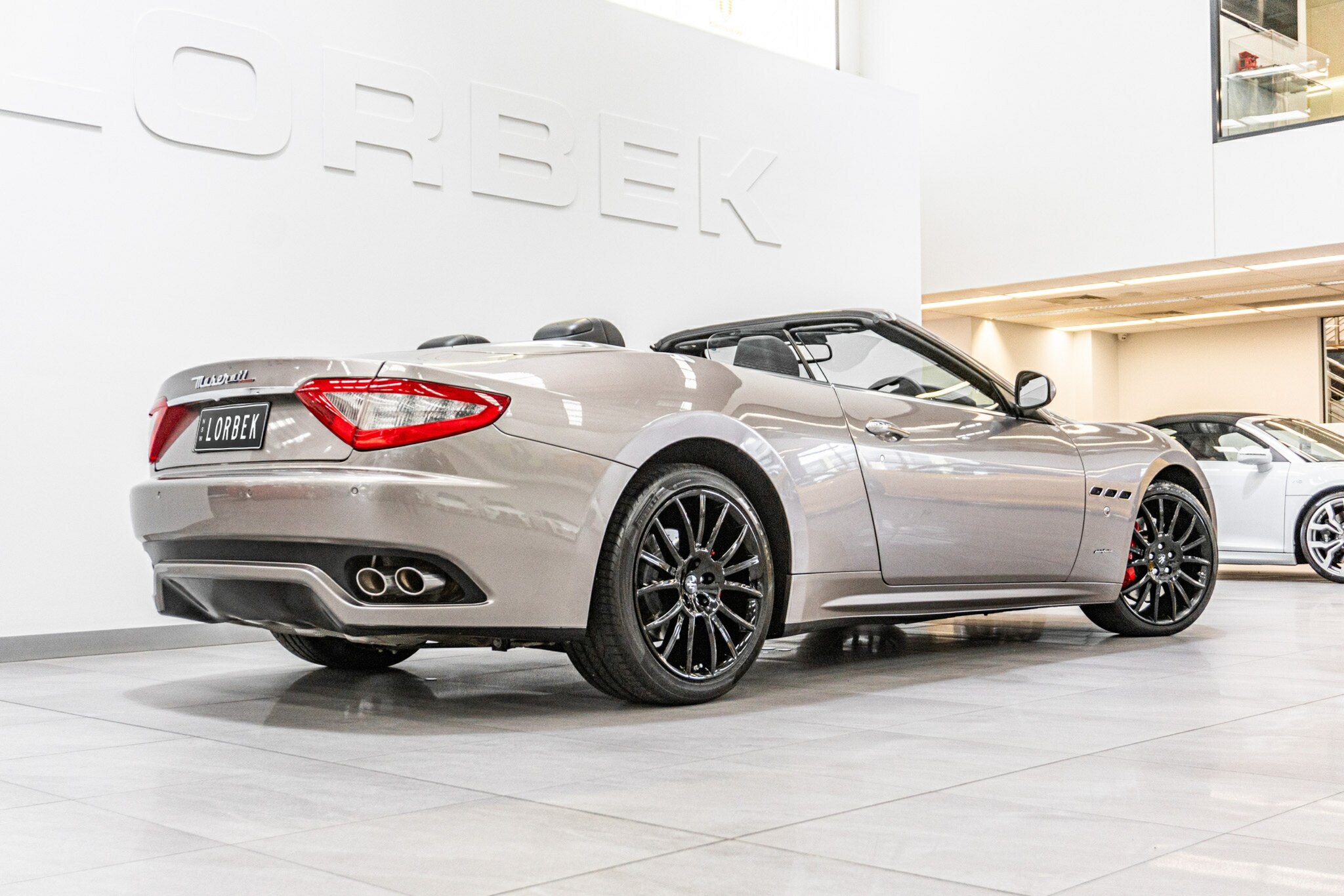 2010 MASERATI GRANCABRIO 6 SP AUTOMATIC 2D CONVERTIBLE