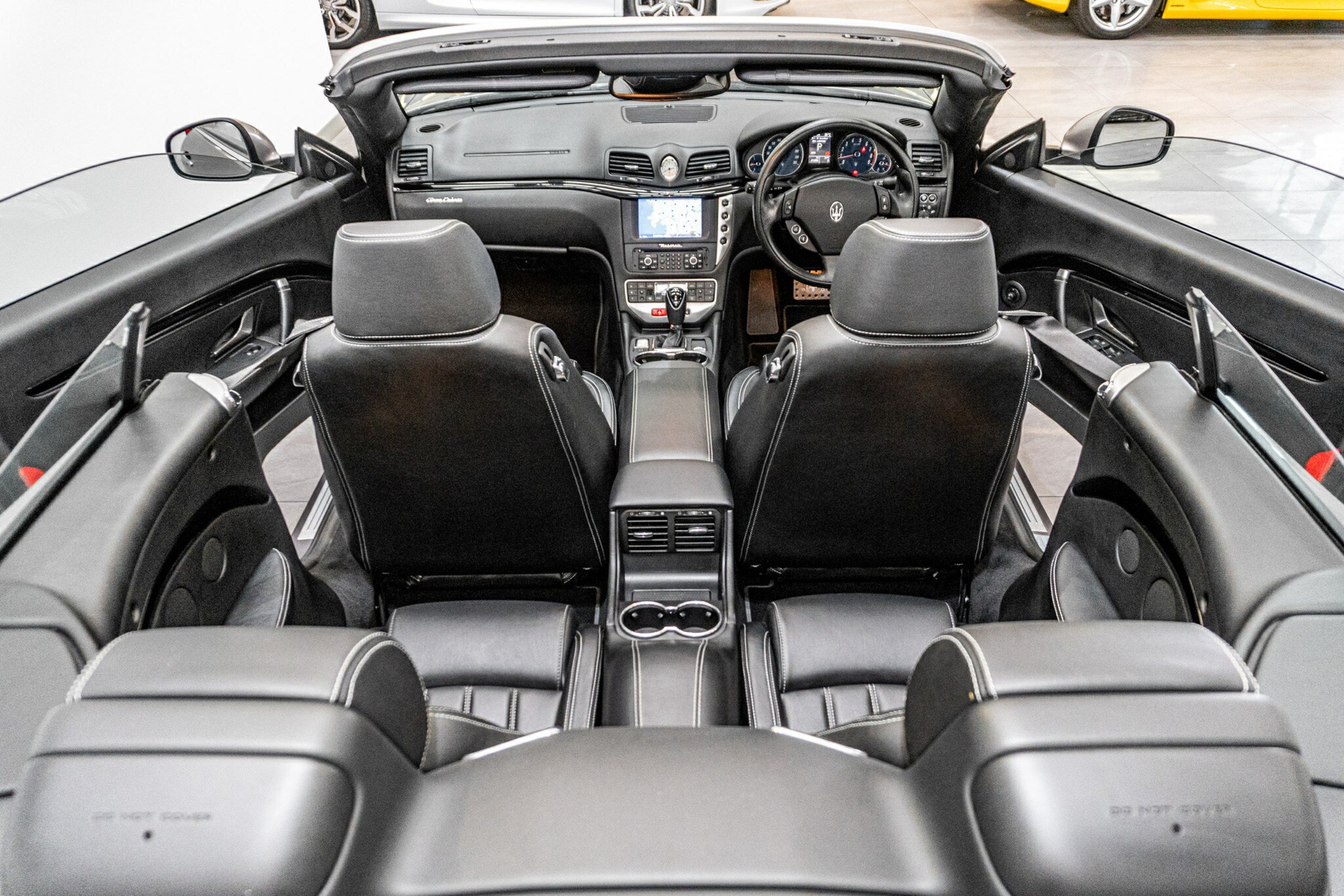 2010 MASERATI GRANCABRIO 6 SP AUTOMATIC 2D CONVERTIBLE