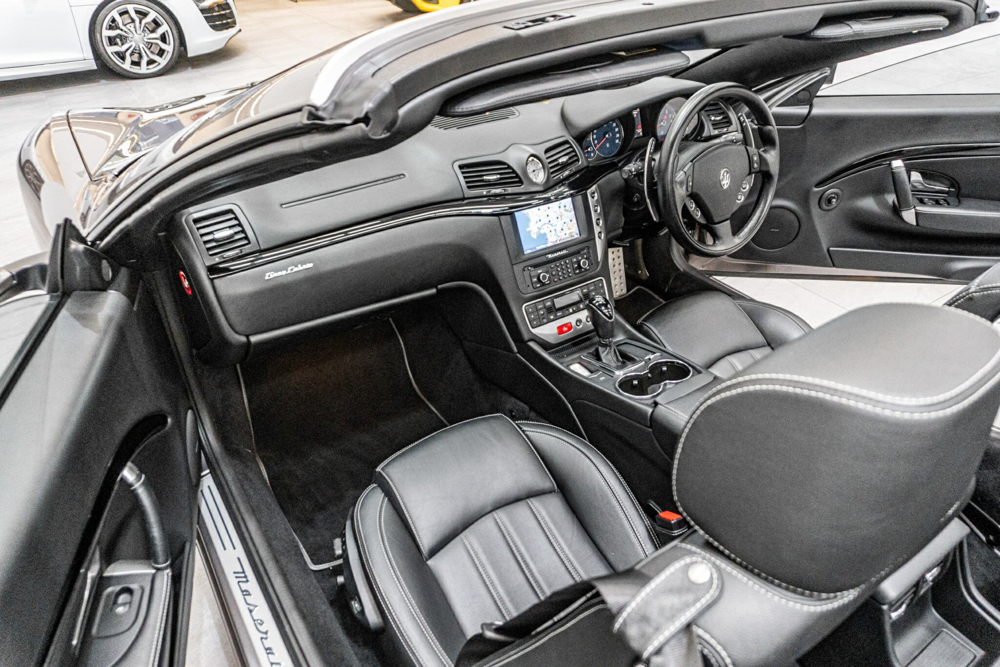 2010 MASERATI GRANCABRIO 6 SP AUTOMATIC 2D CONVERTIBLE