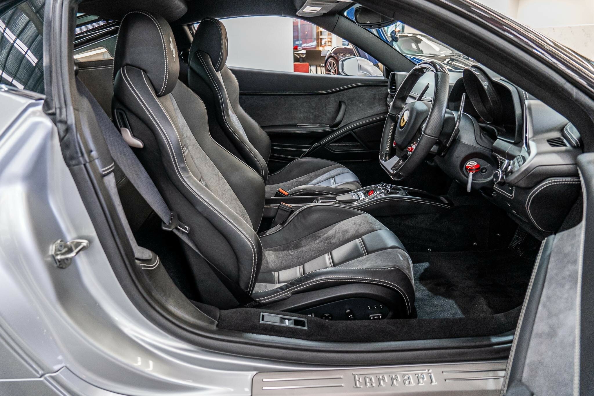 2011 FERRARI 458 ITALIA 7 SP AUTOMATIC 2D COUPE