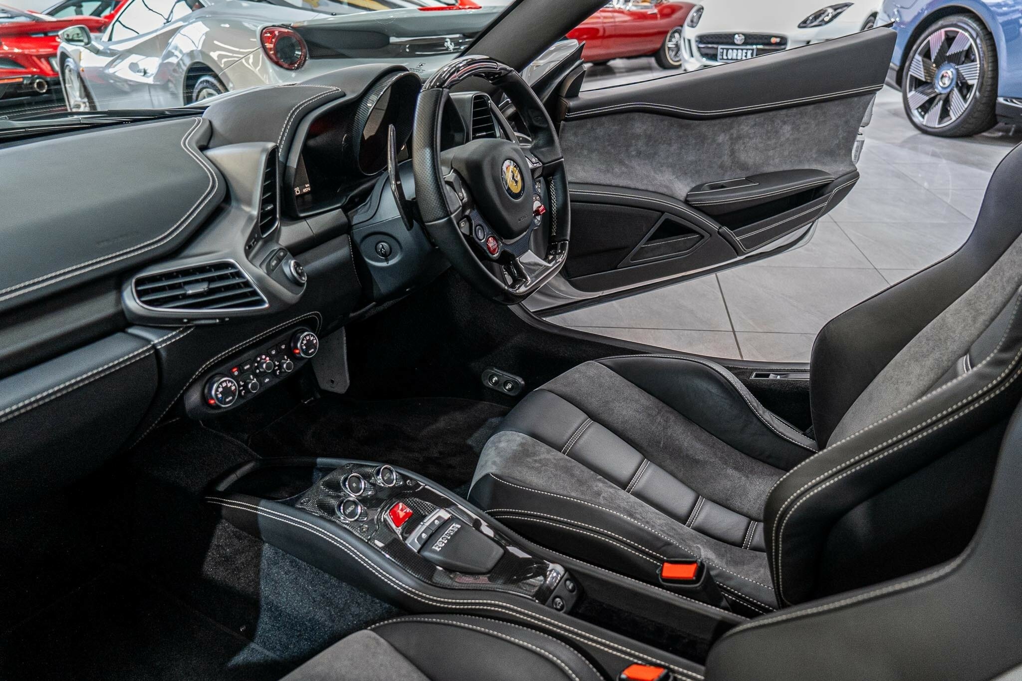 2011 FERRARI 458 ITALIA 7 SP AUTOMATIC 2D COUPE
