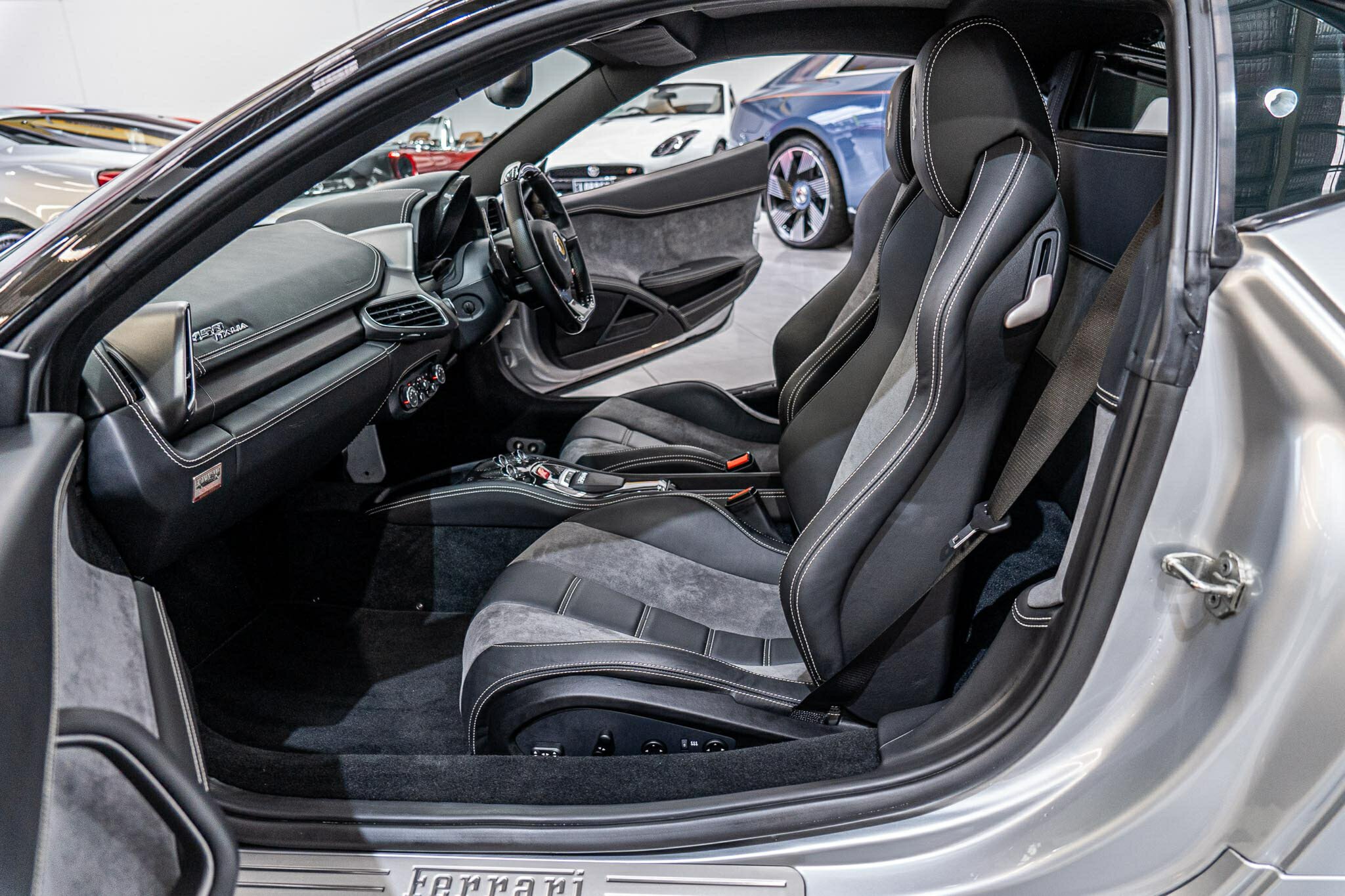 2011 FERRARI 458 ITALIA 7 SP AUTOMATIC 2D COUPE