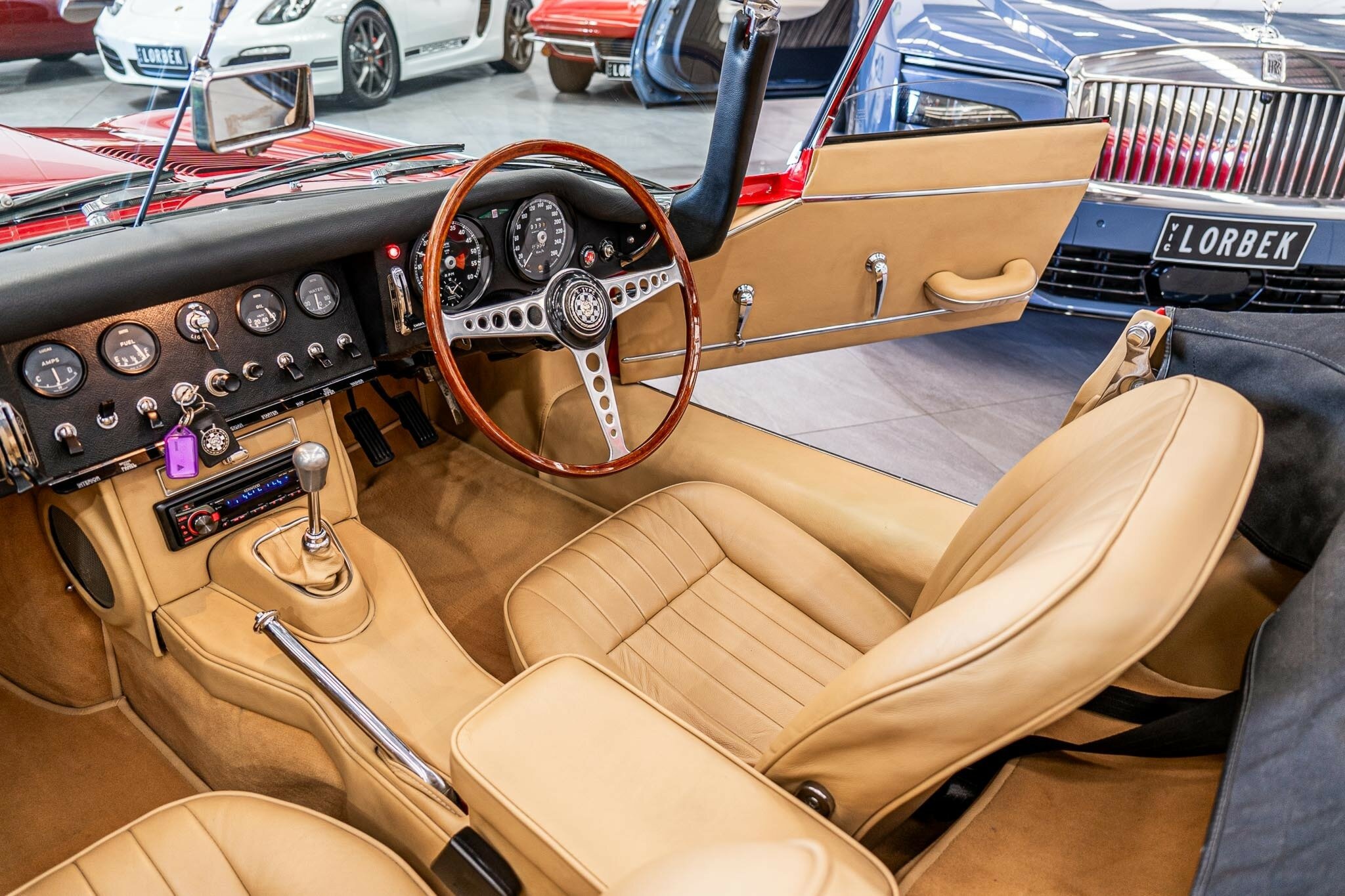 1965 JAGUAR E TYPE SERIES 1 4.2 4 SP MANUAL 2D ROADSTER