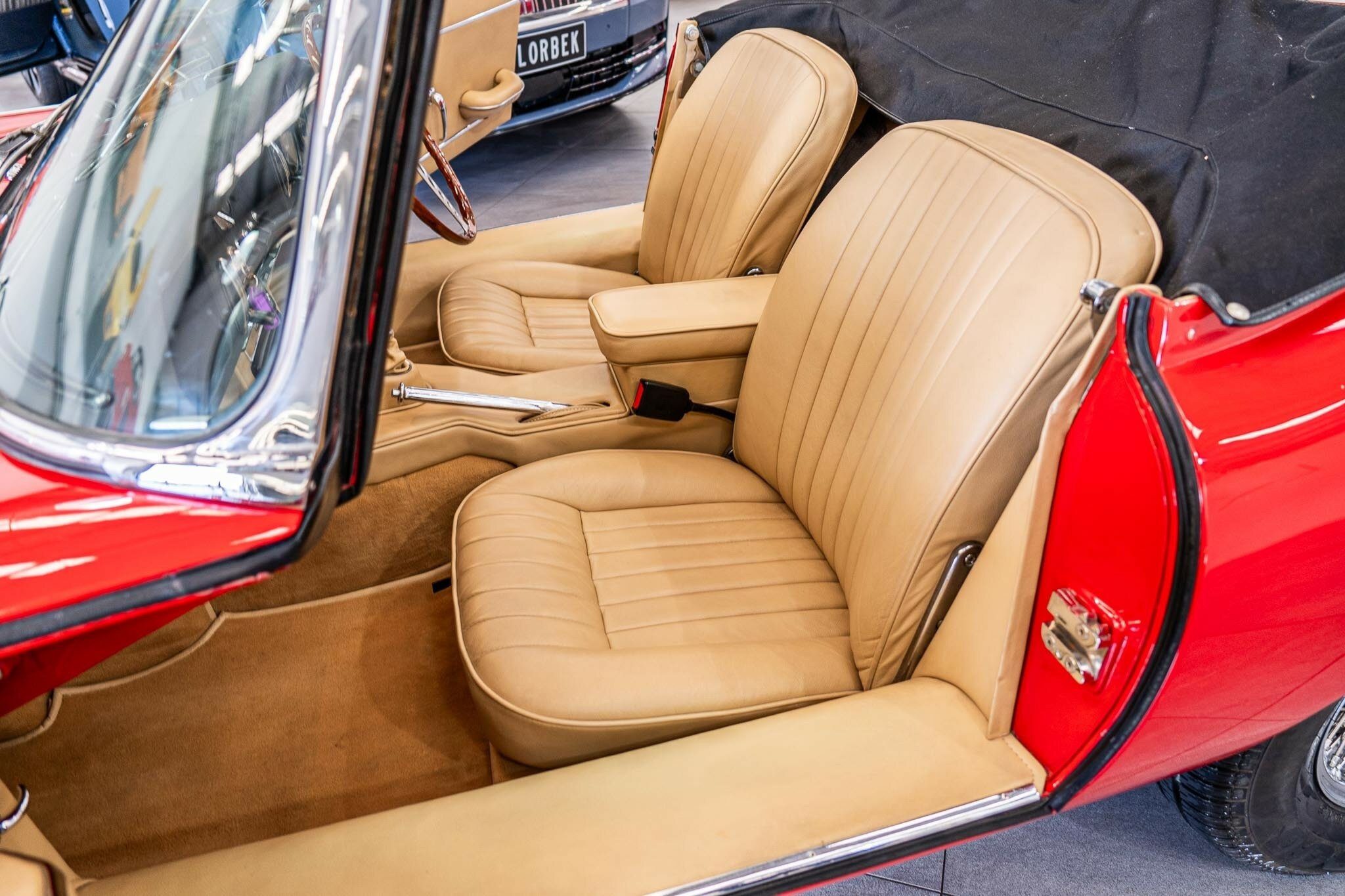 1965 JAGUAR E TYPE SERIES 1 4.2 4 SP MANUAL 2D ROADSTER
