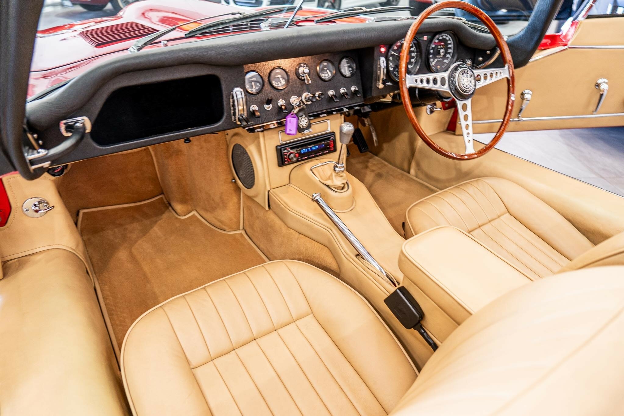 1965 JAGUAR E TYPE SERIES 1 4.2 4 SP MANUAL 2D ROADSTER