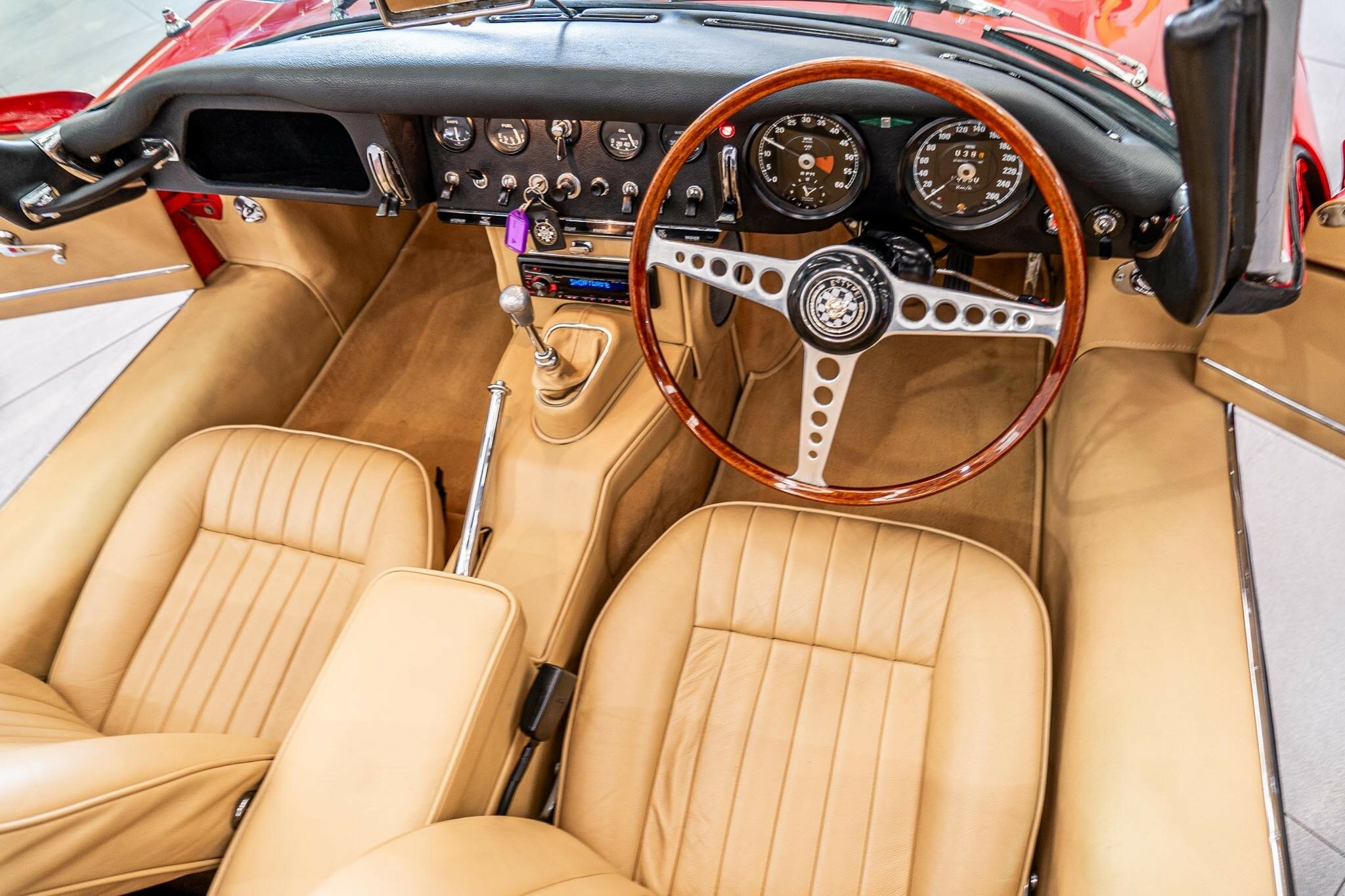 1965 JAGUAR E TYPE SERIES 1 4.2 4 SP MANUAL 2D ROADSTER