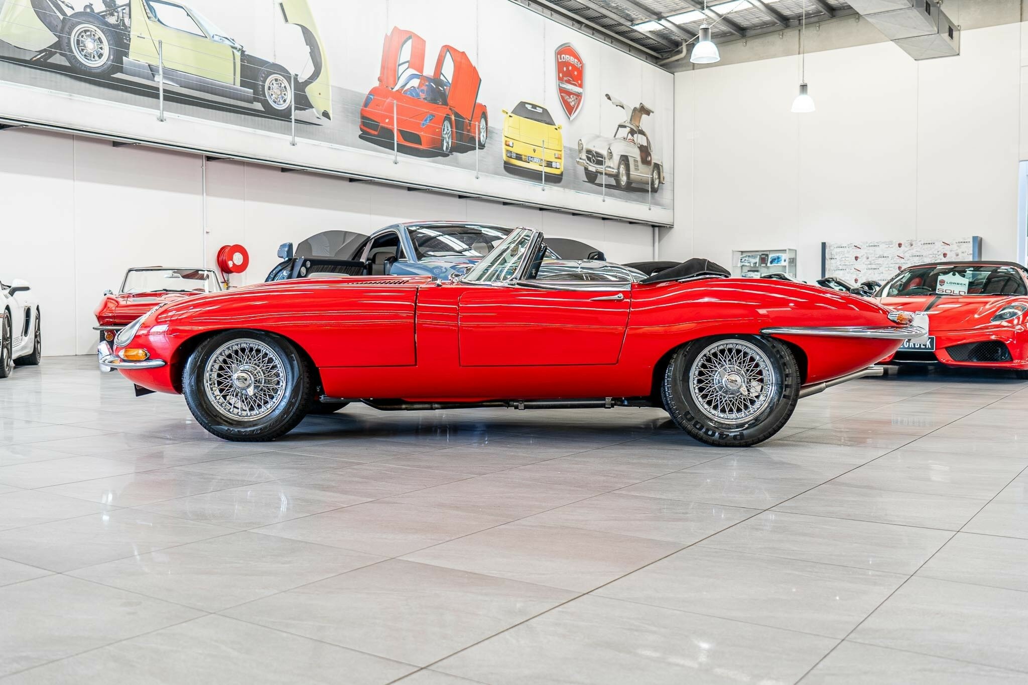 1965 JAGUAR E TYPE SERIES 1 4.2 4 SP MANUAL 2D ROADSTER