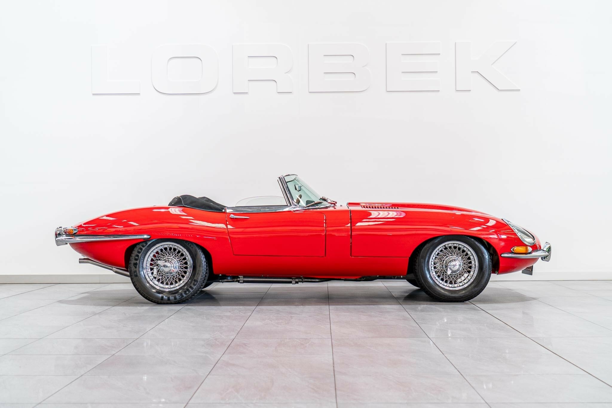 1965 JAGUAR E TYPE SERIES 1 4.2 4 SP MANUAL 2D ROADSTER