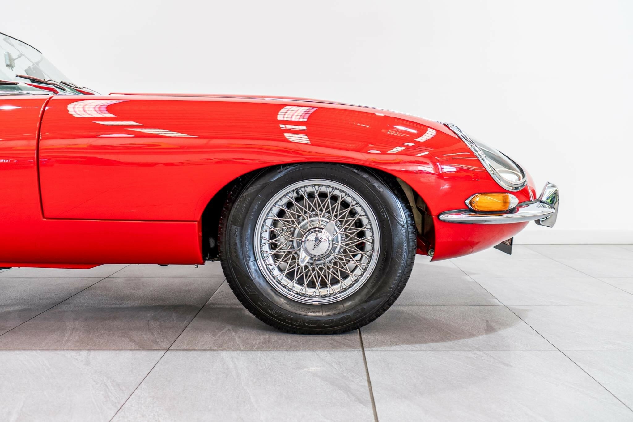 1965 JAGUAR E TYPE SERIES 1 4.2 4 SP MANUAL 2D ROADSTER