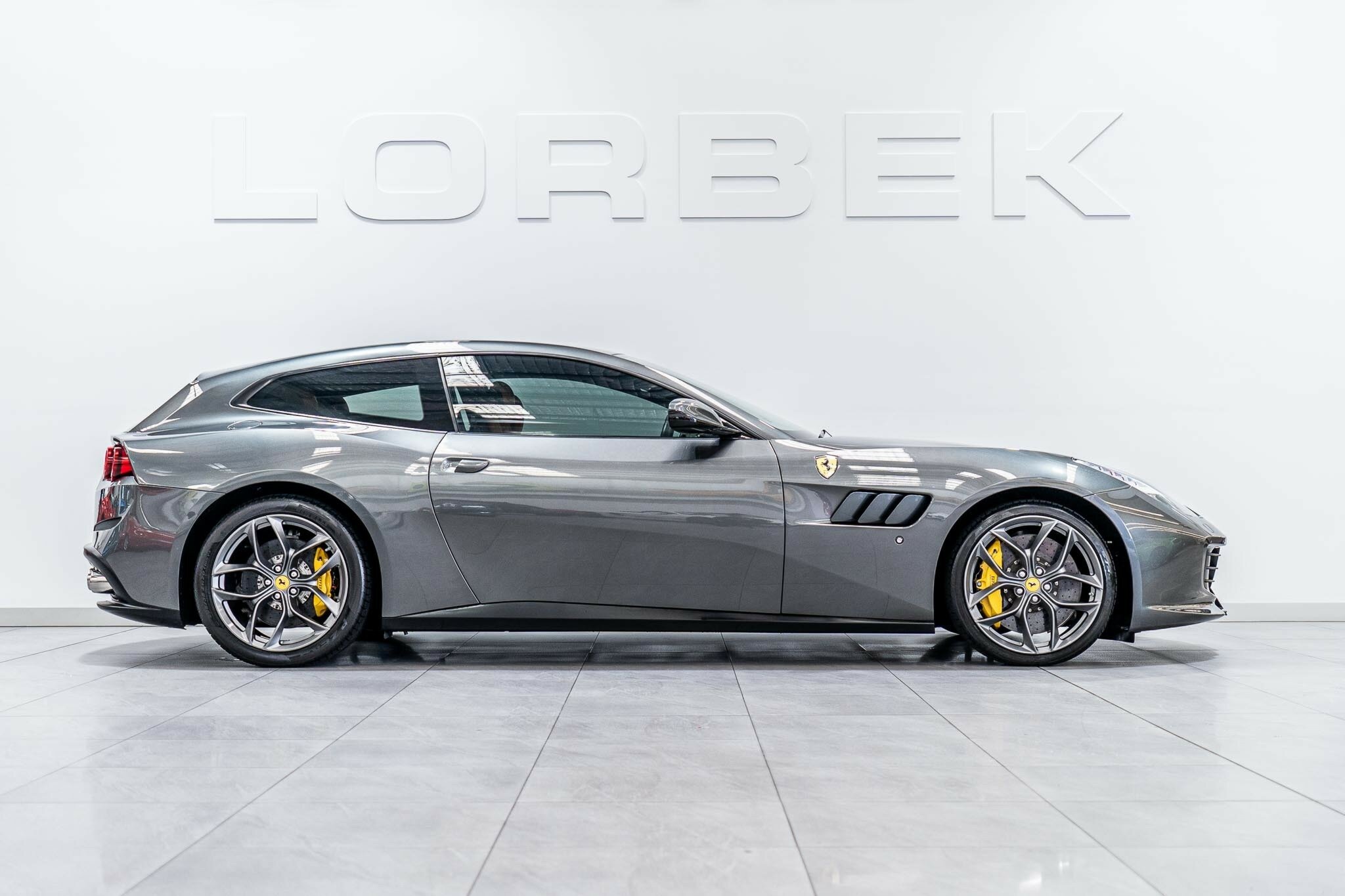 2017 FERRARI GTC4 F151 LUSSO T V8 3.9L TWIN TURBO 7 SP AUTOMATIC 2D COUPE