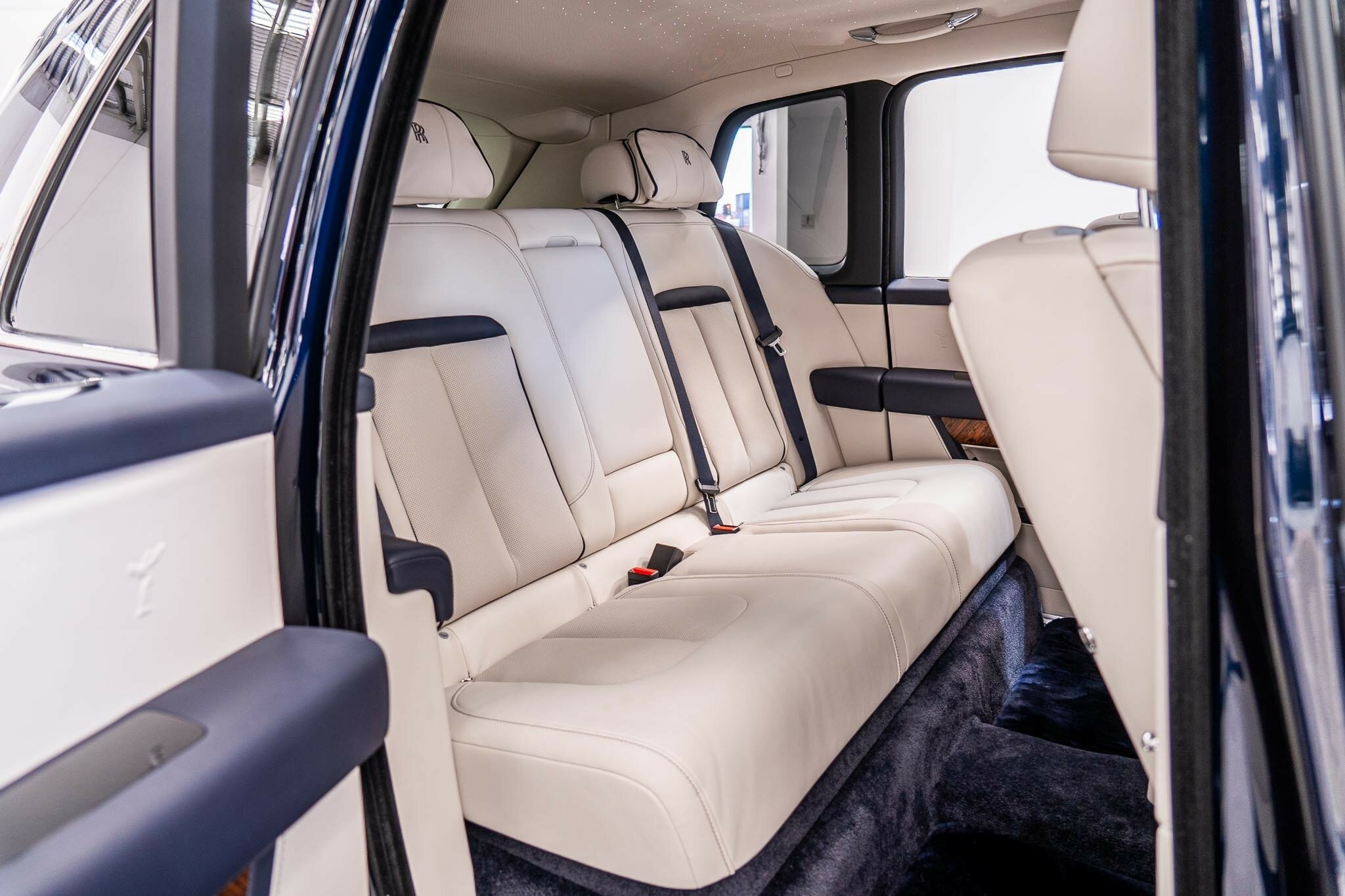 2021 ROLLS-ROYCE CULLINAN RR31 MY22 8 SP AUTOMATIC 5D WAGON