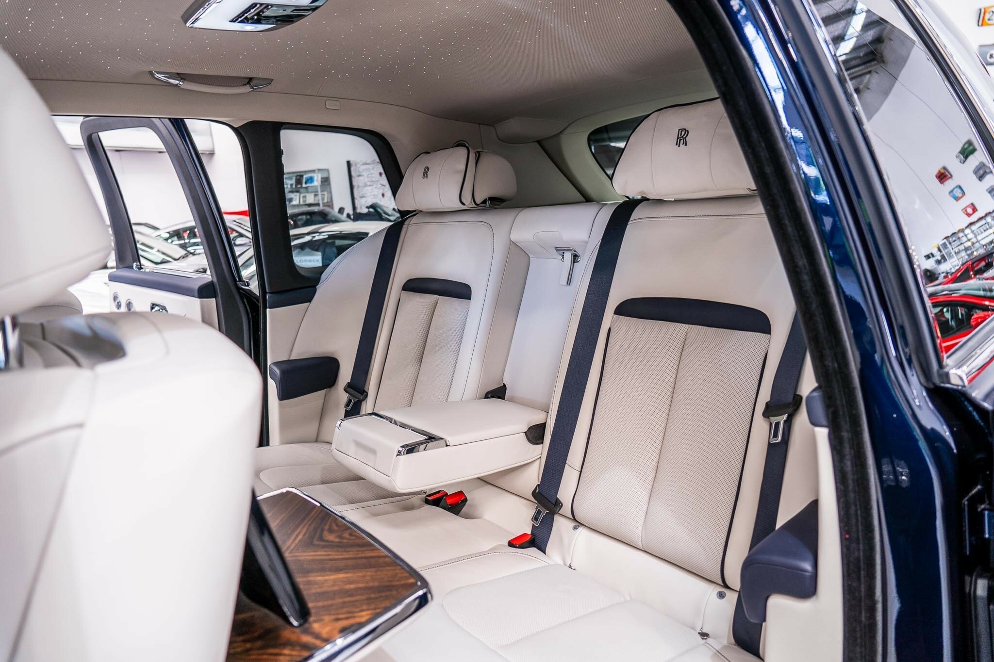 2021 ROLLS-ROYCE CULLINAN RR31 MY22 8 SP AUTOMATIC 5D WAGON