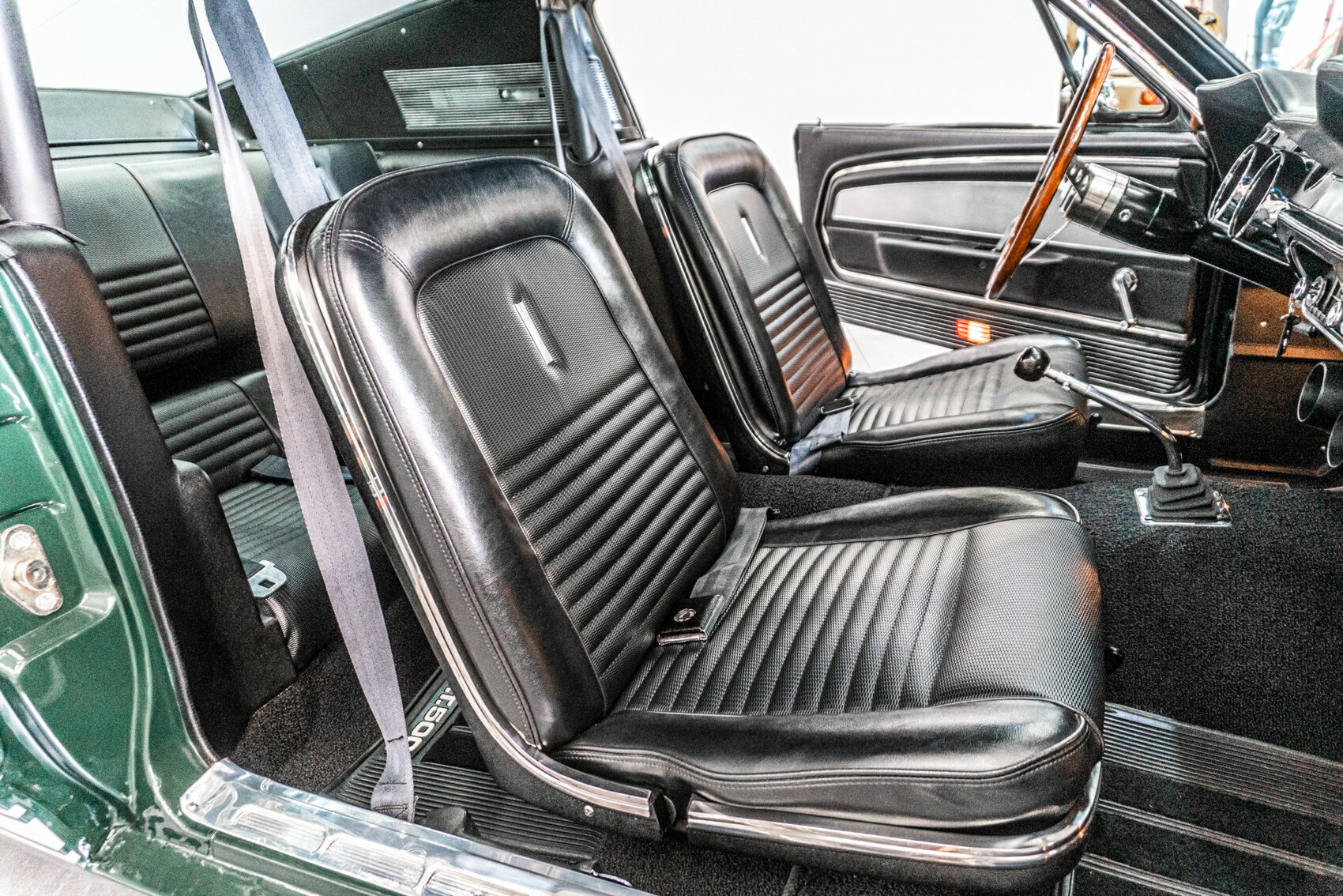 1967 FORD MUSTANG COBRA GT500 428 4 SP MANUAL 2D FASTBACK