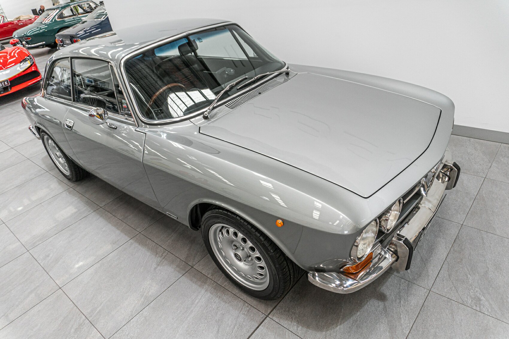 1970 ALFA ROMEO 1750 GT VELOCE 5 SP MANUAL 2D COUPE