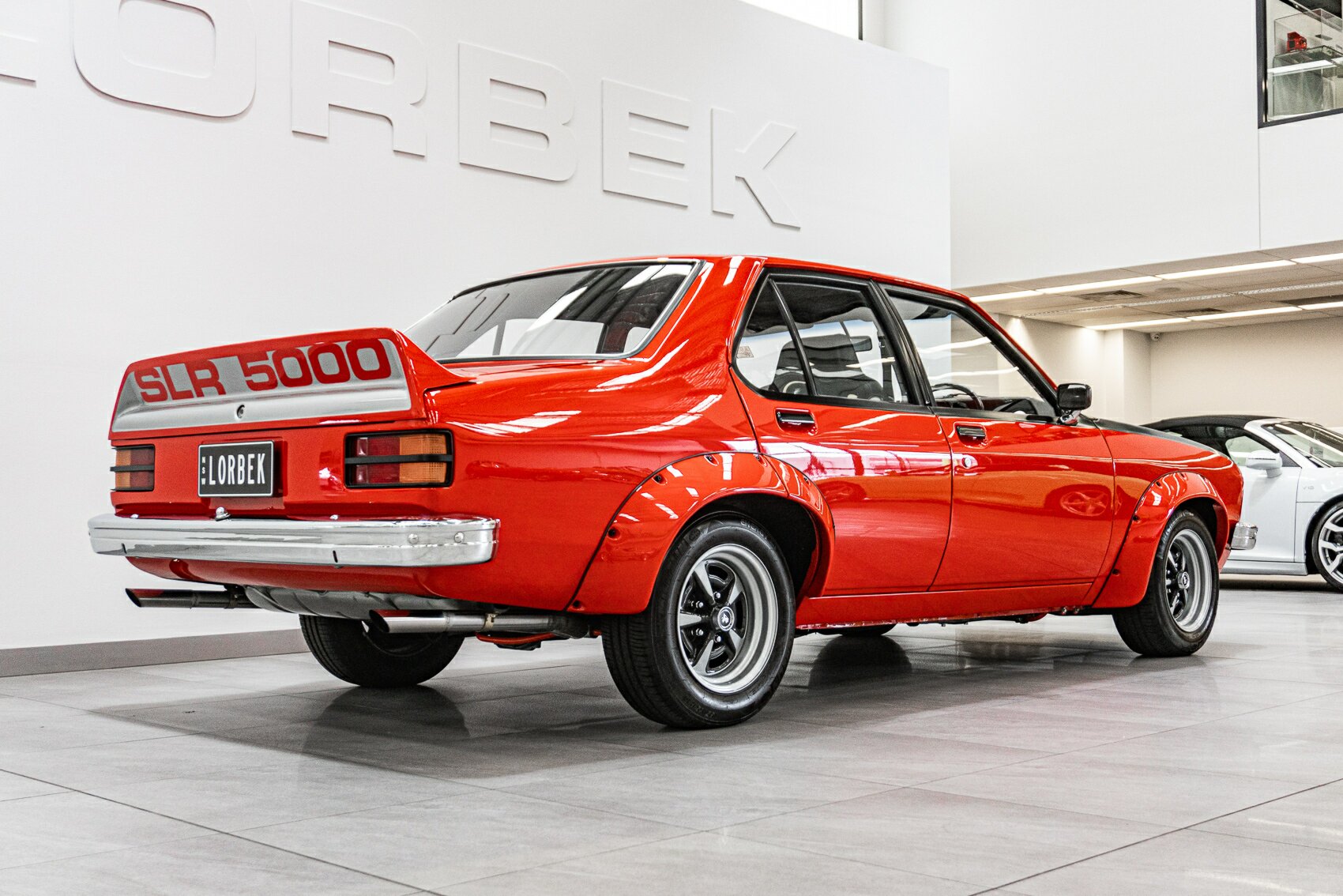 1977 HOLDEN TORANA LX SL/R 5000 A9X 4 SP MANUAL 4D SEDAN