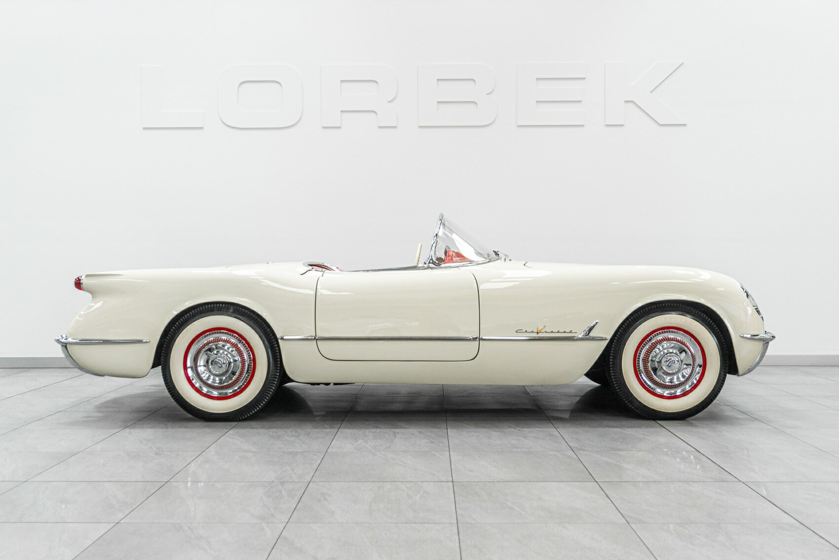 1954 CHEVROLET CORVETTE C1 2 SP AUTOMATIC 2D ROADSTER