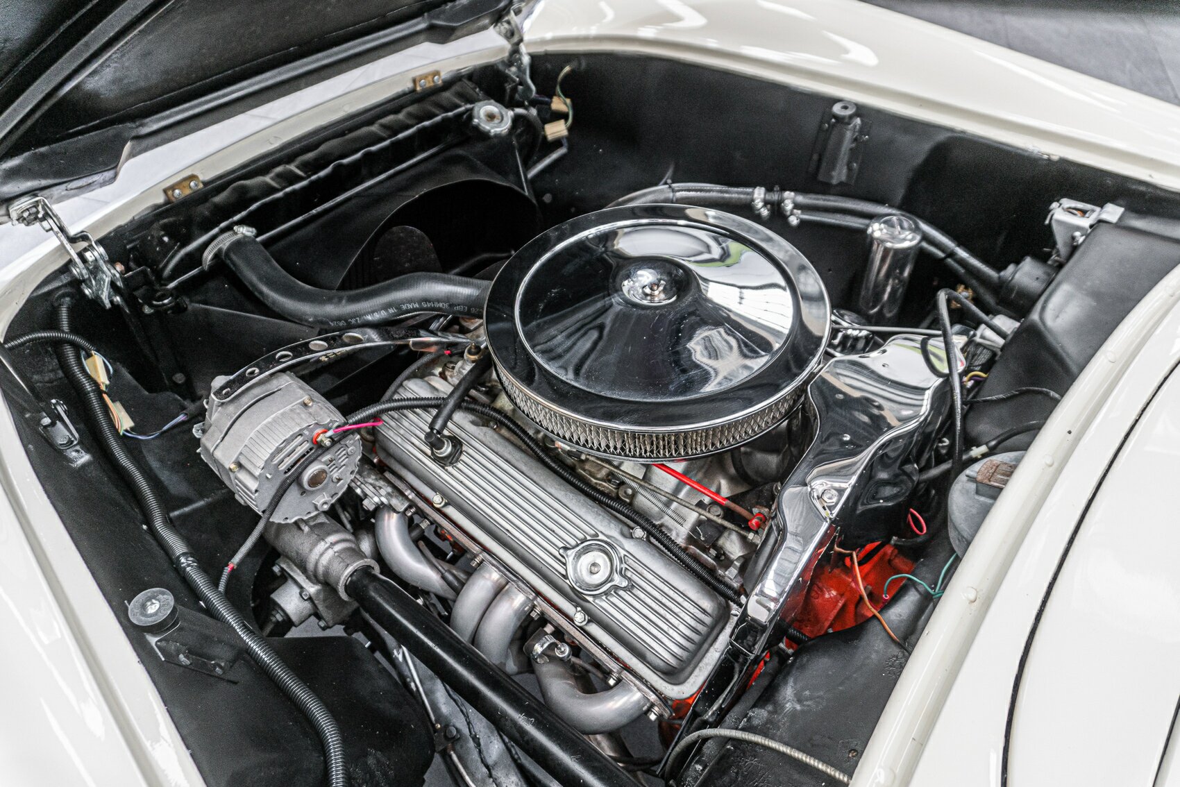 1954 CHEVROLET CORVETTE C1 2 SP AUTOMATIC 2D ROADSTER