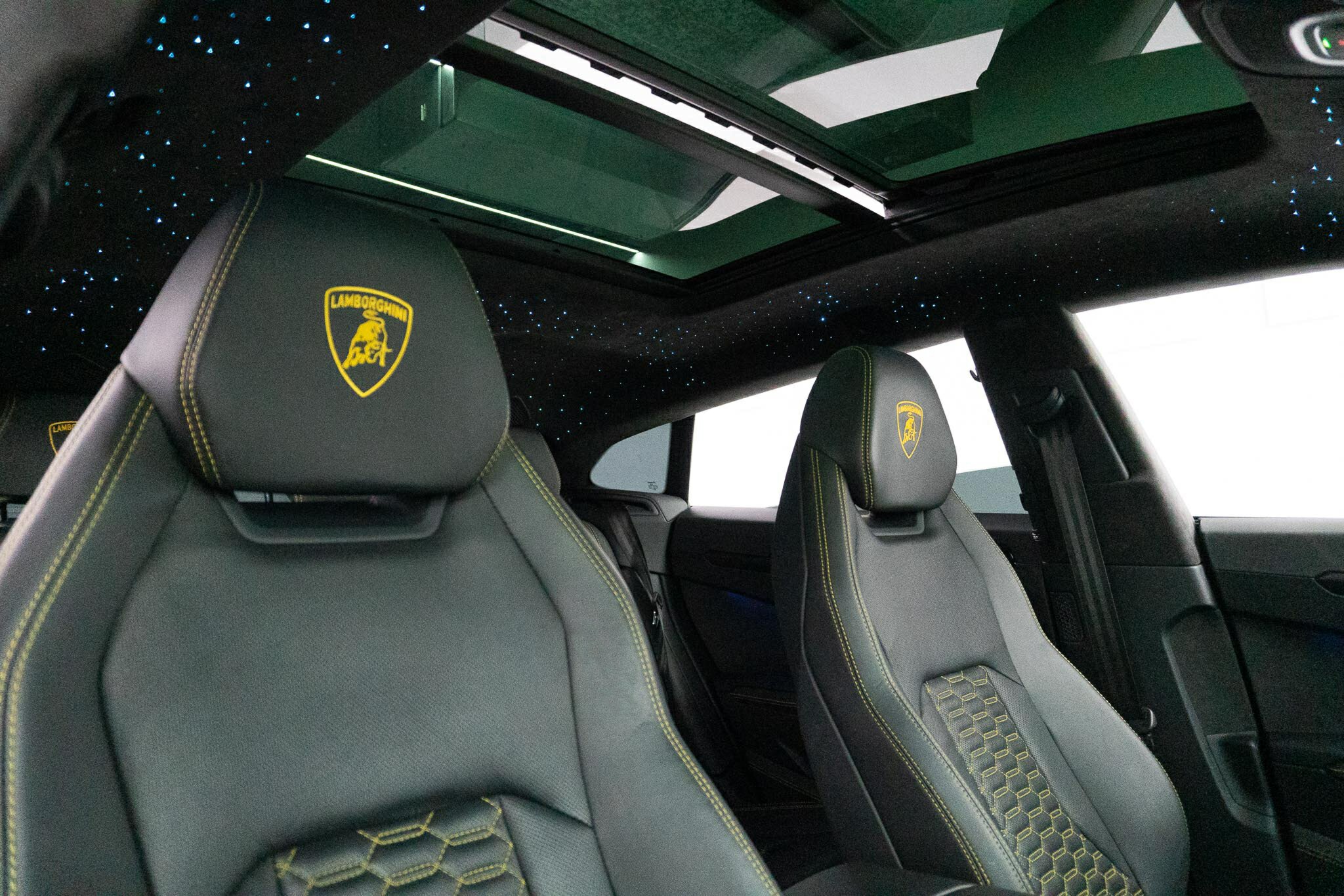 2021 LAMBORGHINI URUS 636 MY22 8 SP AUTOMATIC 4D WAGON