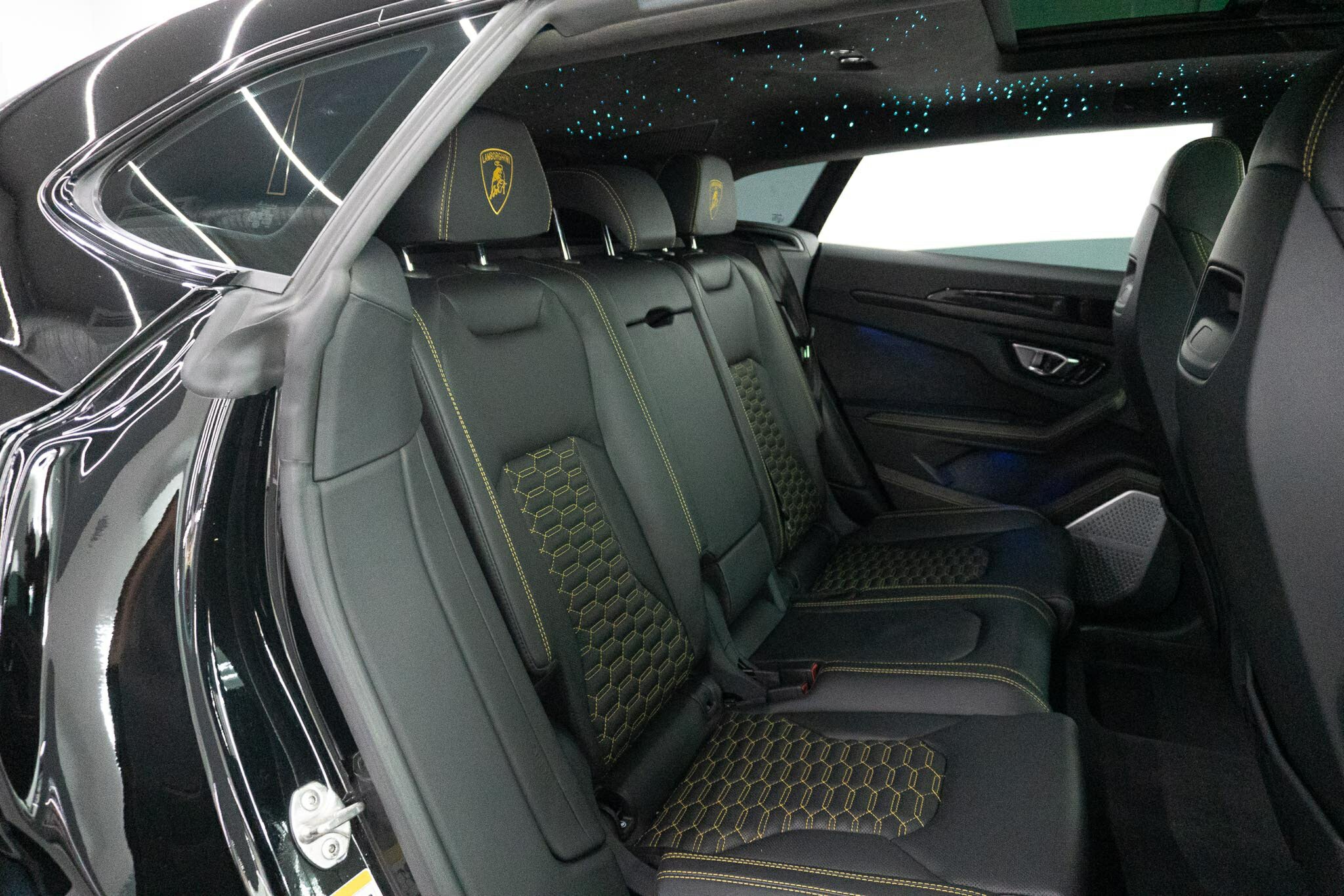 2021 LAMBORGHINI URUS 636 MY22 8 SP AUTOMATIC 4D WAGON