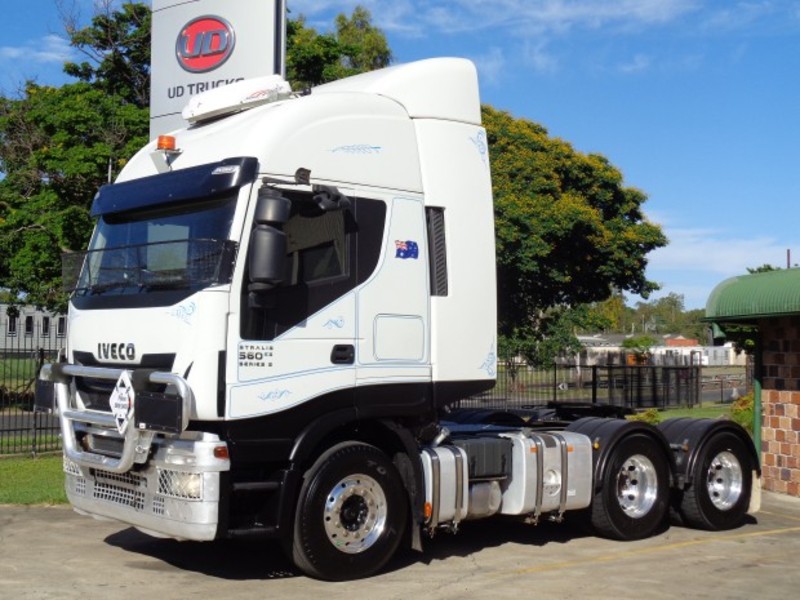 2015 IVECO Stralis 560 E5 Truck