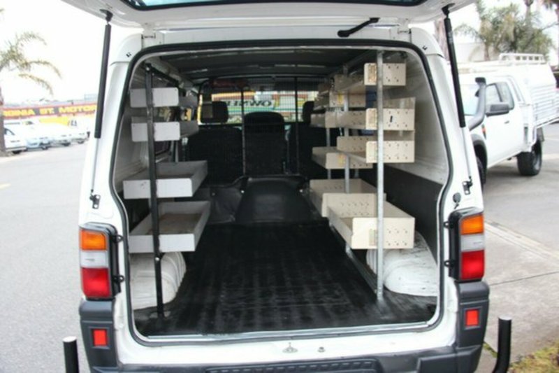 2009 MITSUBISHI EXPRESS SWB SJ MY09