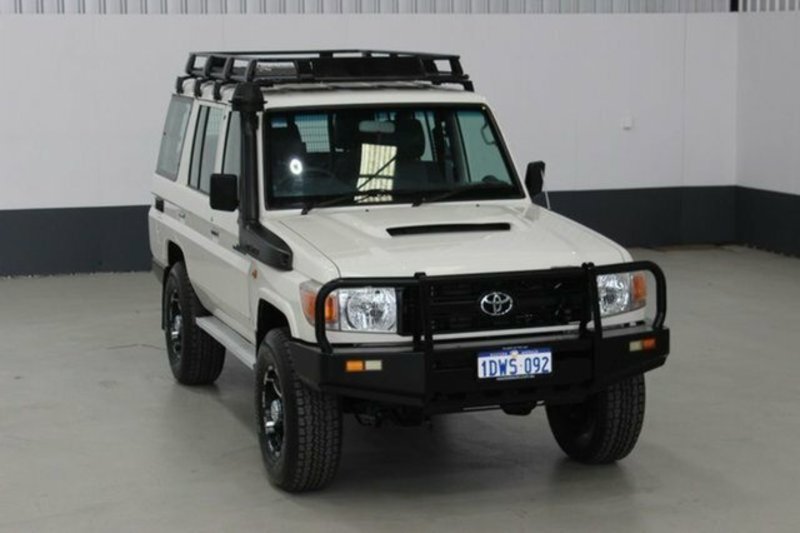 2012 TOYOTA LANDCRUISER WORKMATE (4x4) VDJ76R MY12 UPDATE