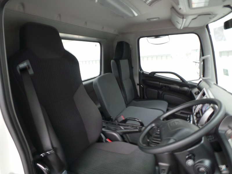 2016 HINO FC 1022-500 Series FC 1022-500 Series Truck