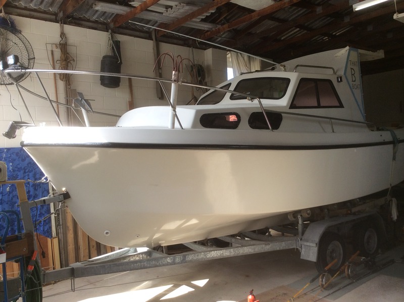 1980 BRUCE ROBERTS LONG BOAT