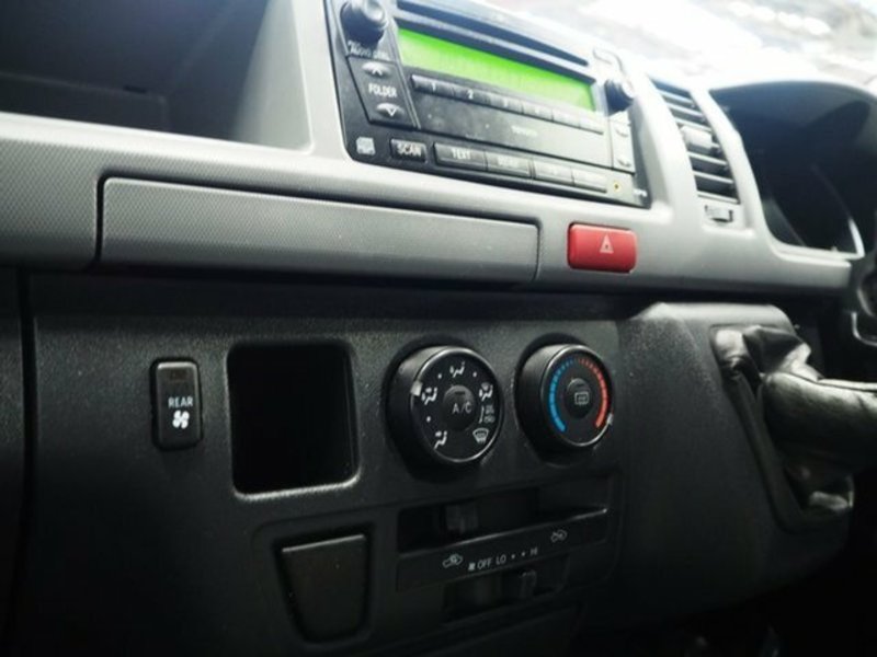 2009 TOYOTA HIACE COMMUTER KDH223R MY07 UPGRADE