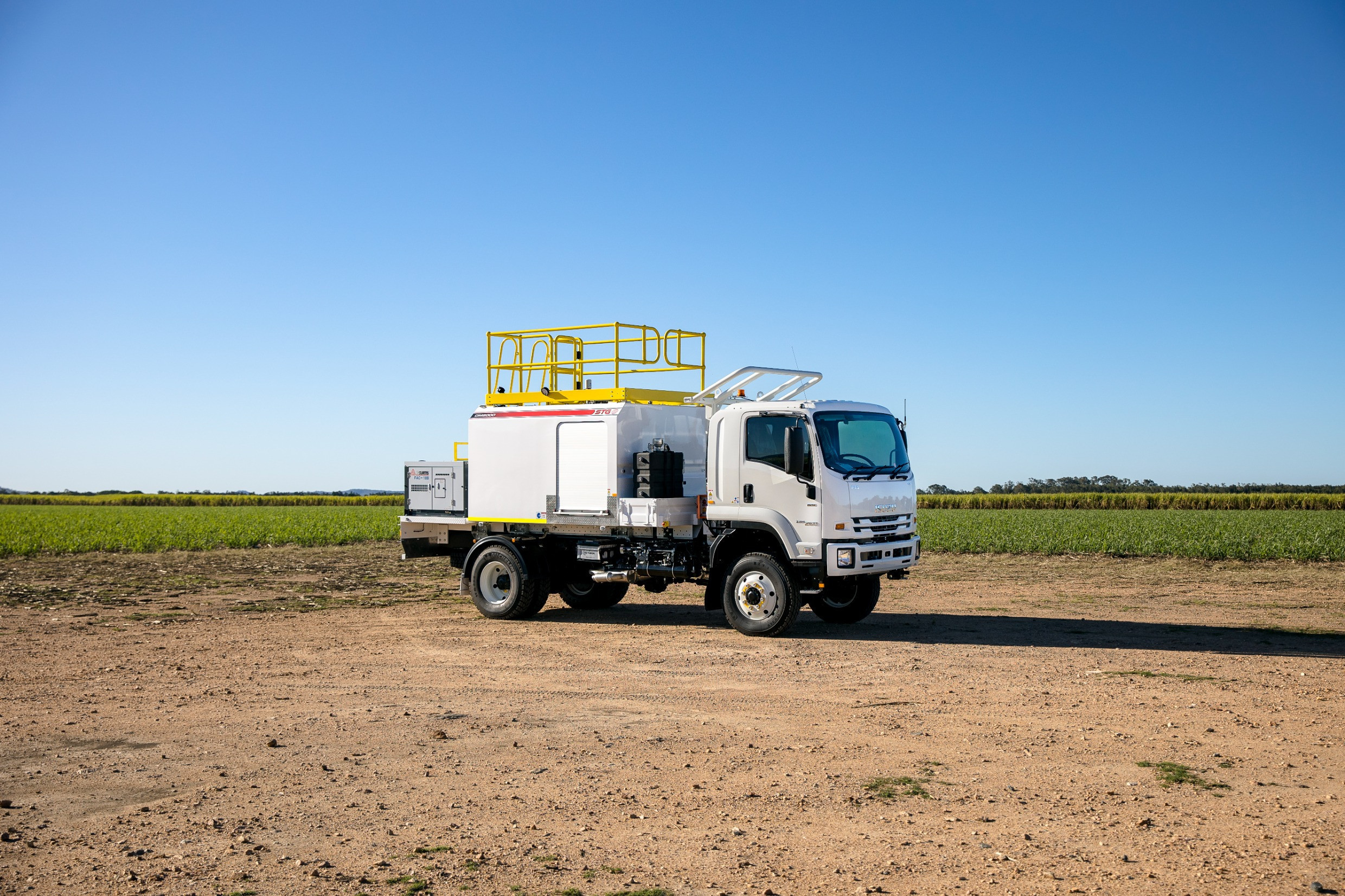 2024 ISUZU FTS 139-260 TRUCK FTS 139-260 AUTOMATIC SERVICE BODY