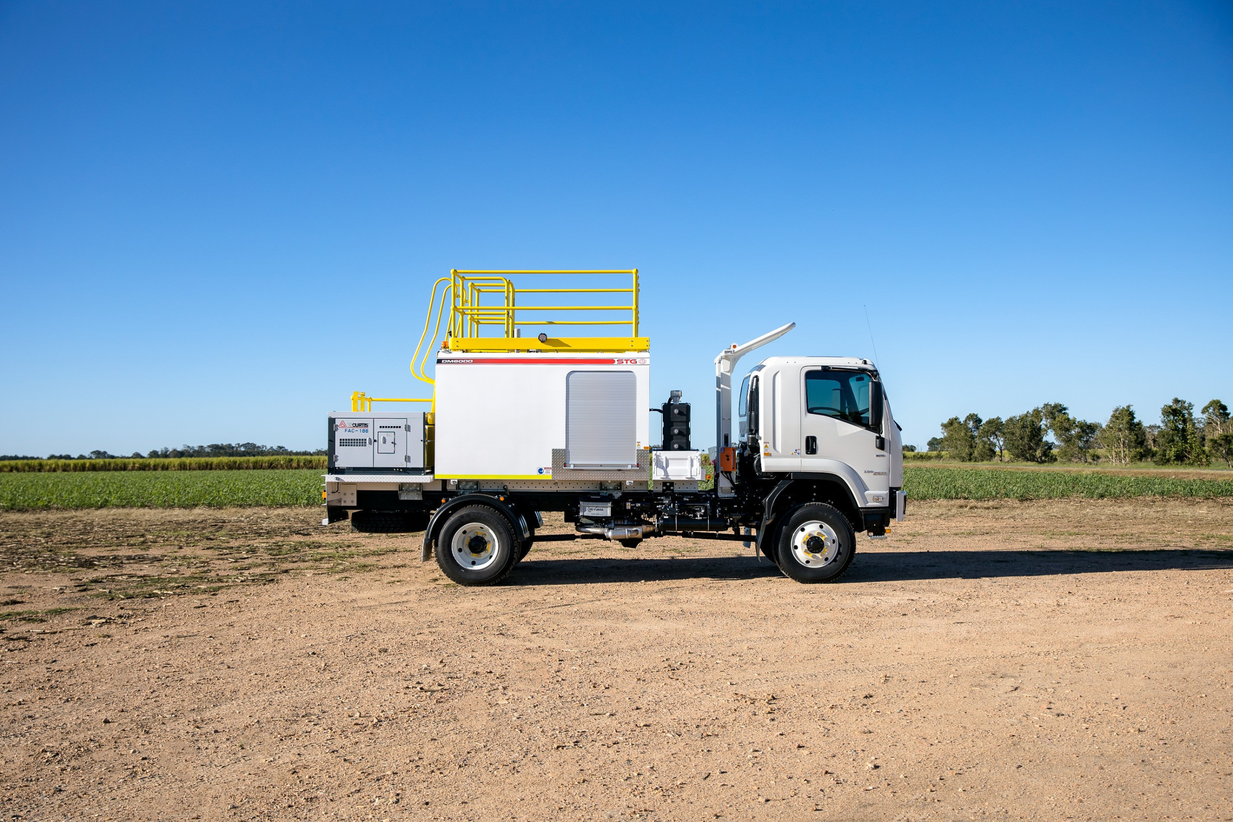 2024 ISUZU FTS 139-260 TRUCK FTS 139-260 AUTOMATIC SERVICE BODY