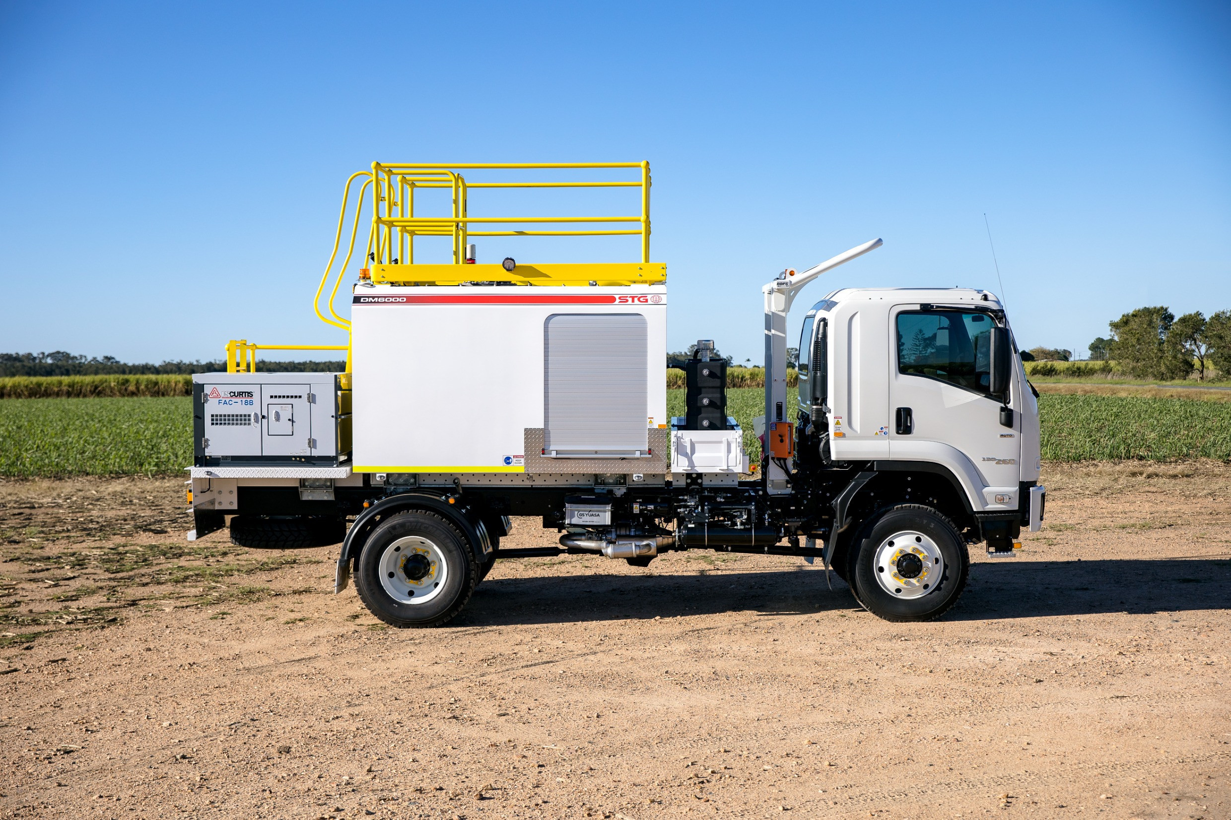 2024 ISUZU FTS 139-260 TRUCK FTS 139-260 AUTOMATIC SERVICE BODY