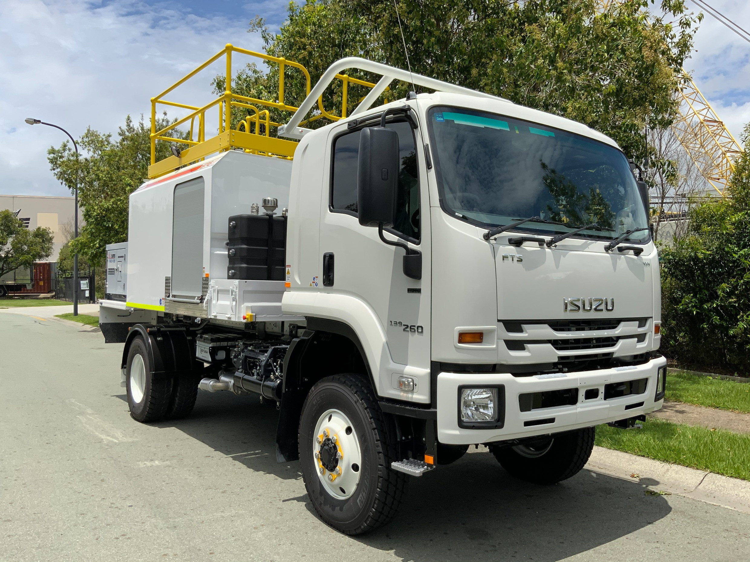 2024 ISUZU FTS 139-260 TRUCK FTS 139-260 AUTOMATIC SERVICE BODY
