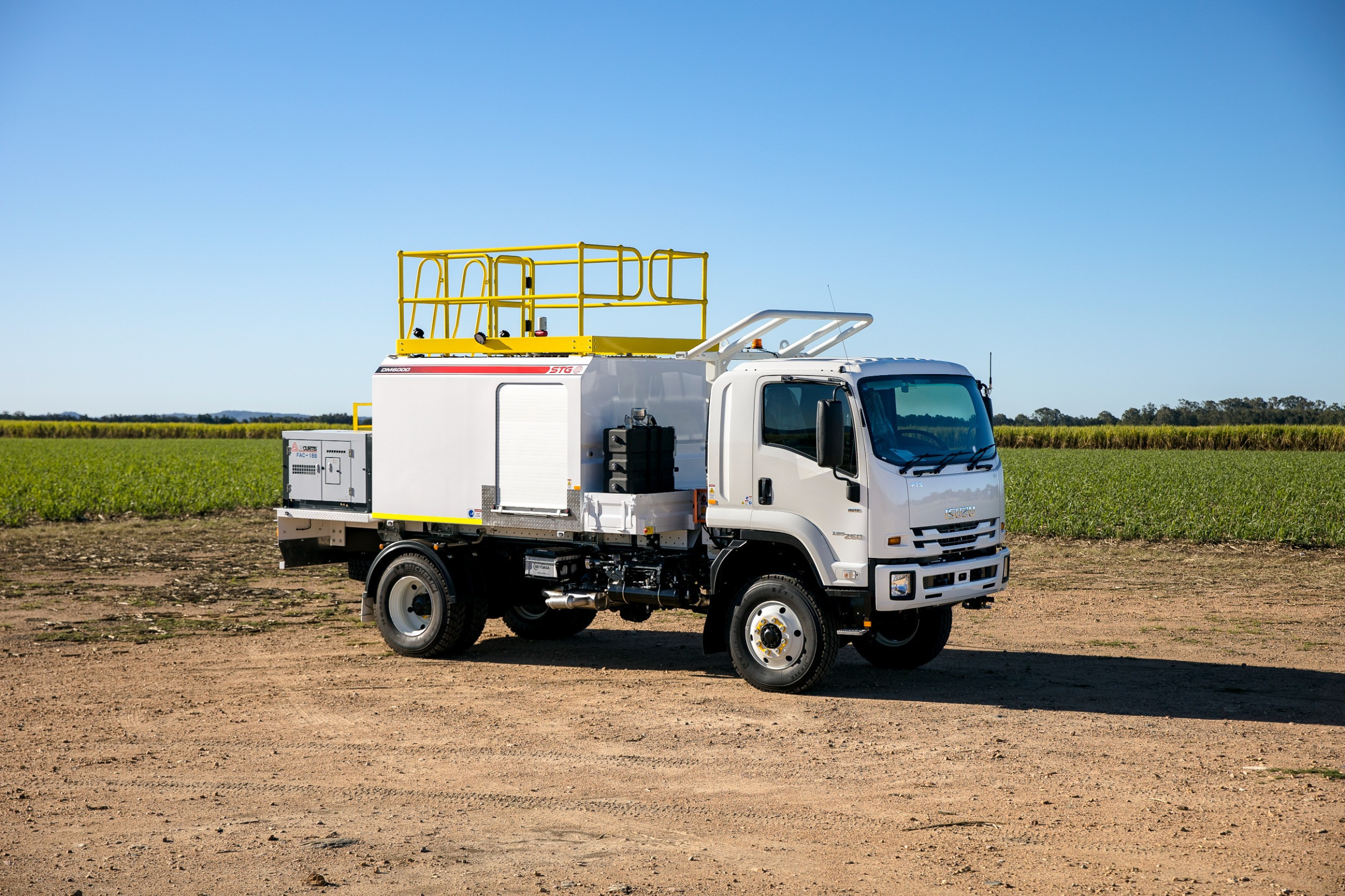 2024 ISUZU FTS 139-260 TRUCK FTS 139-260 AUTOMATIC SERVICE BODY