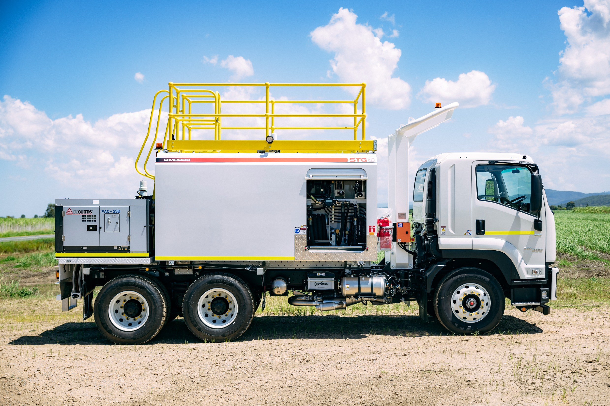2024 ISUZU FVZ 260-300 TRUCK FVZ 260-300 AUTOMATIC SERVICE BODY