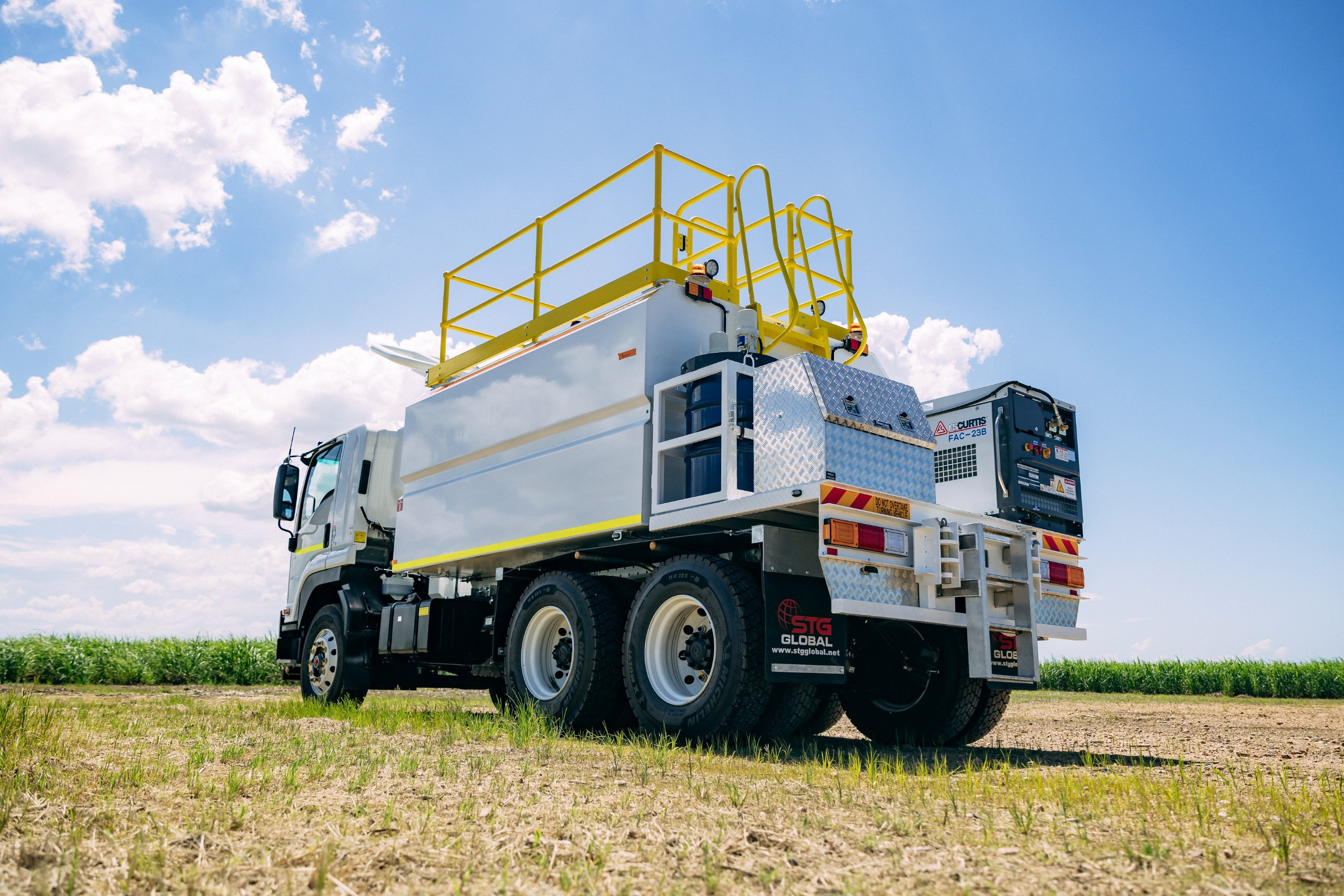 2024 ISUZU FVZ 260-300 TRUCK FVZ 260-300 AUTOMATIC SERVICE BODY