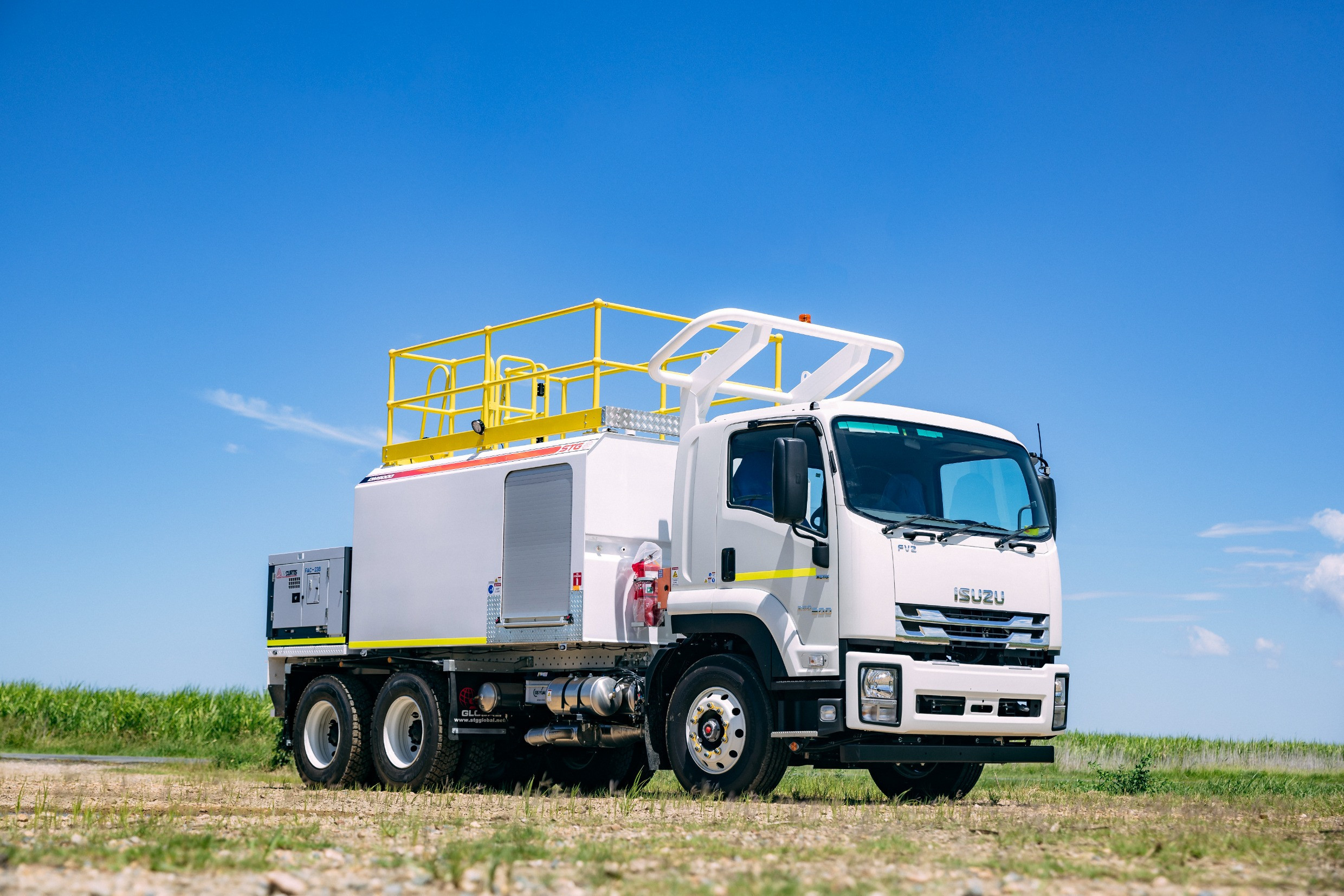 2024 ISUZU FVZ 260-300 TRUCK FVZ 260-300 AUTOMATIC SERVICE BODY
