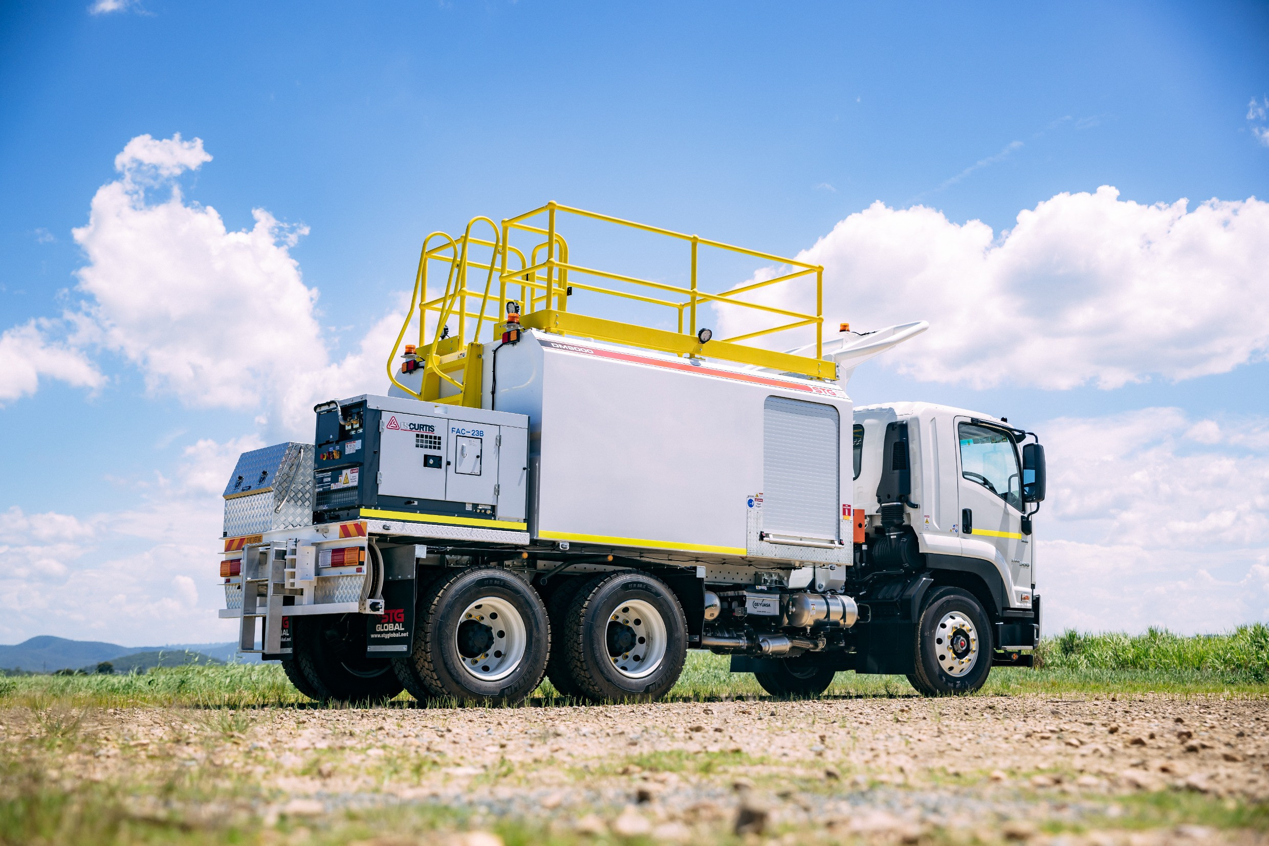 2024 ISUZU FVZ 260-300 TRUCK FVZ 260-300 AUTOMATIC SERVICE BODY