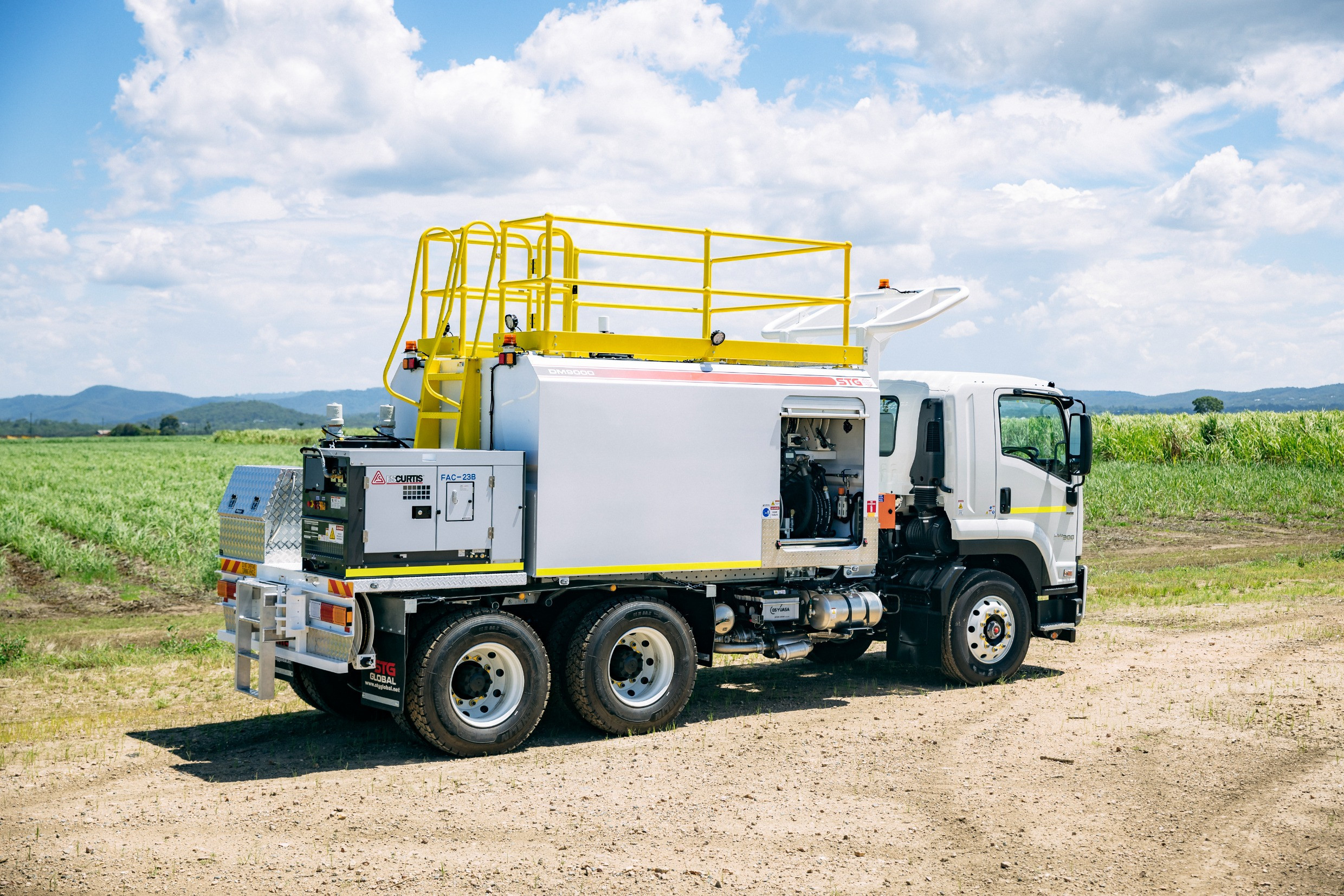 2024 ISUZU FVZ 260-300 TRUCK FVZ 260-300 AUTOMATIC SERVICE BODY