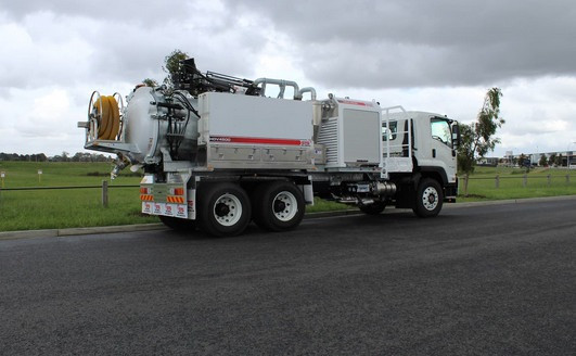 2024 ISUZU FVZ 260-300 4,500LT NDD AUTOMATIC VACUUM TANKER