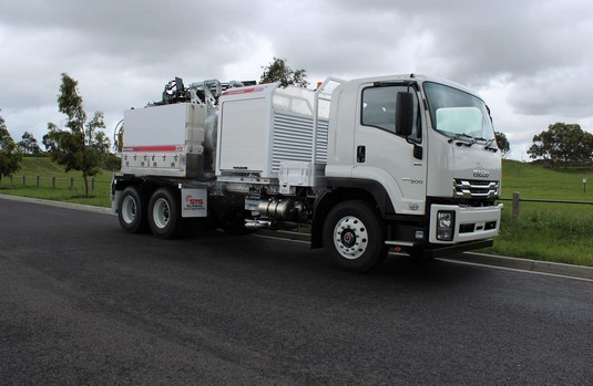 2024 ISUZU FVZ 260-300 4,500LT NDD AUTOMATIC VACUUM TANKER