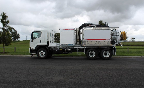 2024 ISUZU FVZ 260-300 4,500LT NDD AUTOMATIC VACUUM TANKER