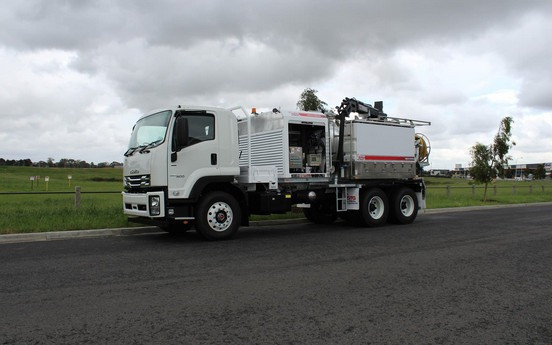 2024 ISUZU FVZ 260-300 4,500LT NDD AUTOMATIC VACUUM TANKER