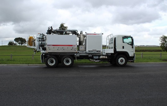 2024 ISUZU FVZ 260-300 4,500LT NDD AUTOMATIC VACUUM TANKER