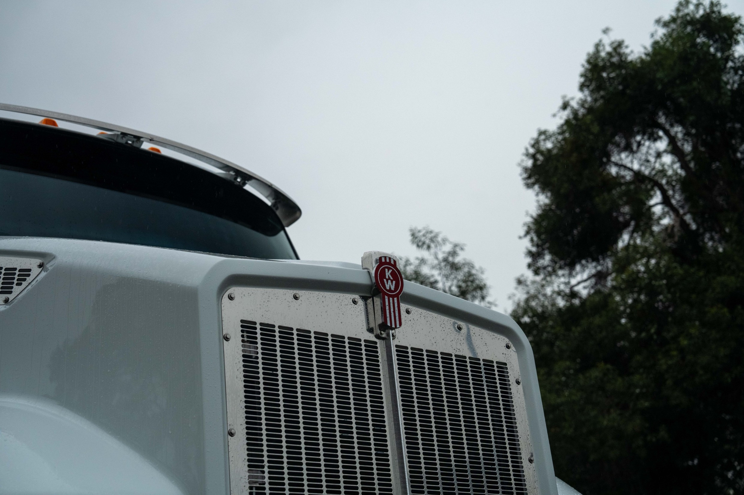 2024 KENWORTH T360 AUTOMATIC SERVICE BODY