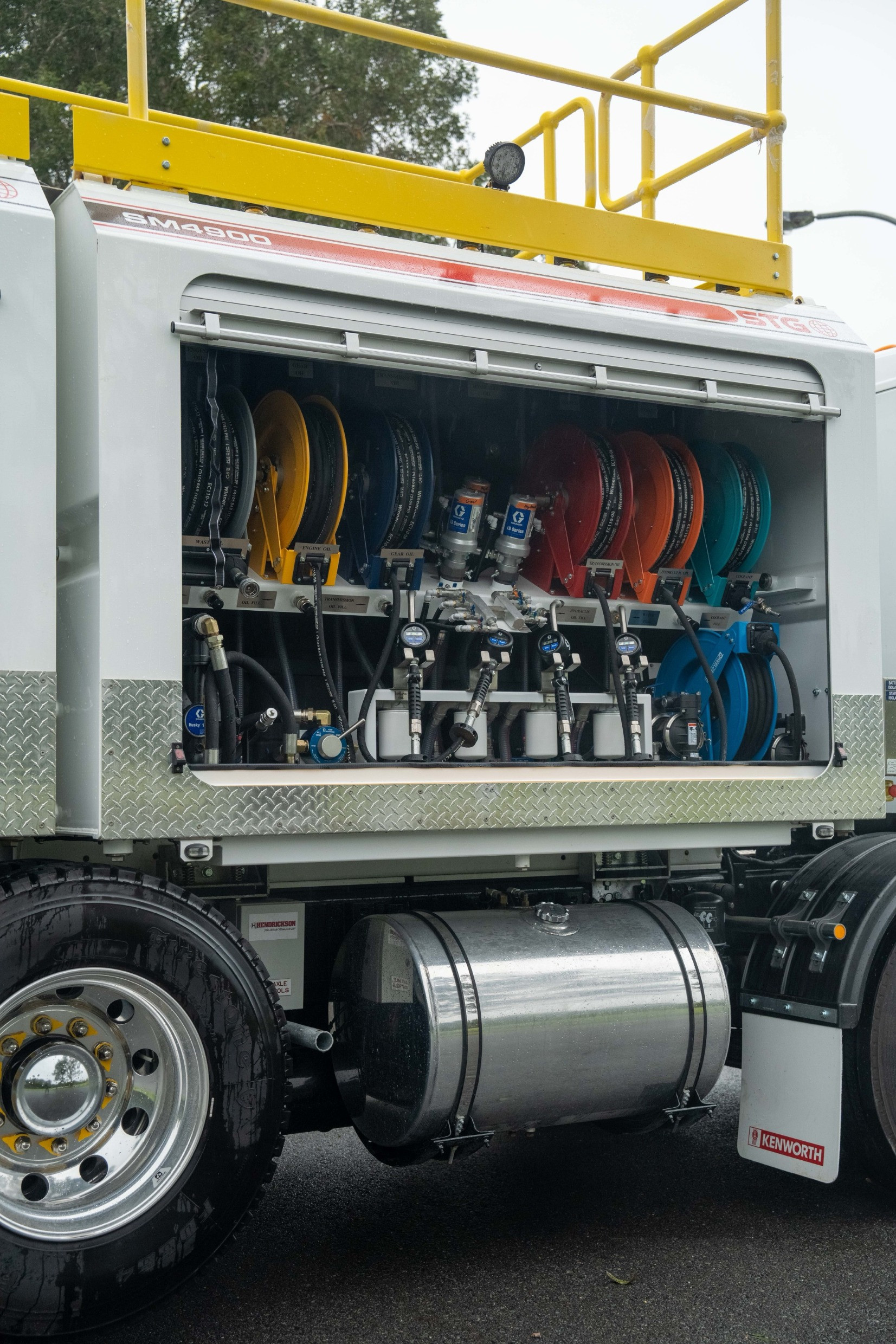 2024 KENWORTH T360 AUTOMATIC SERVICE BODY