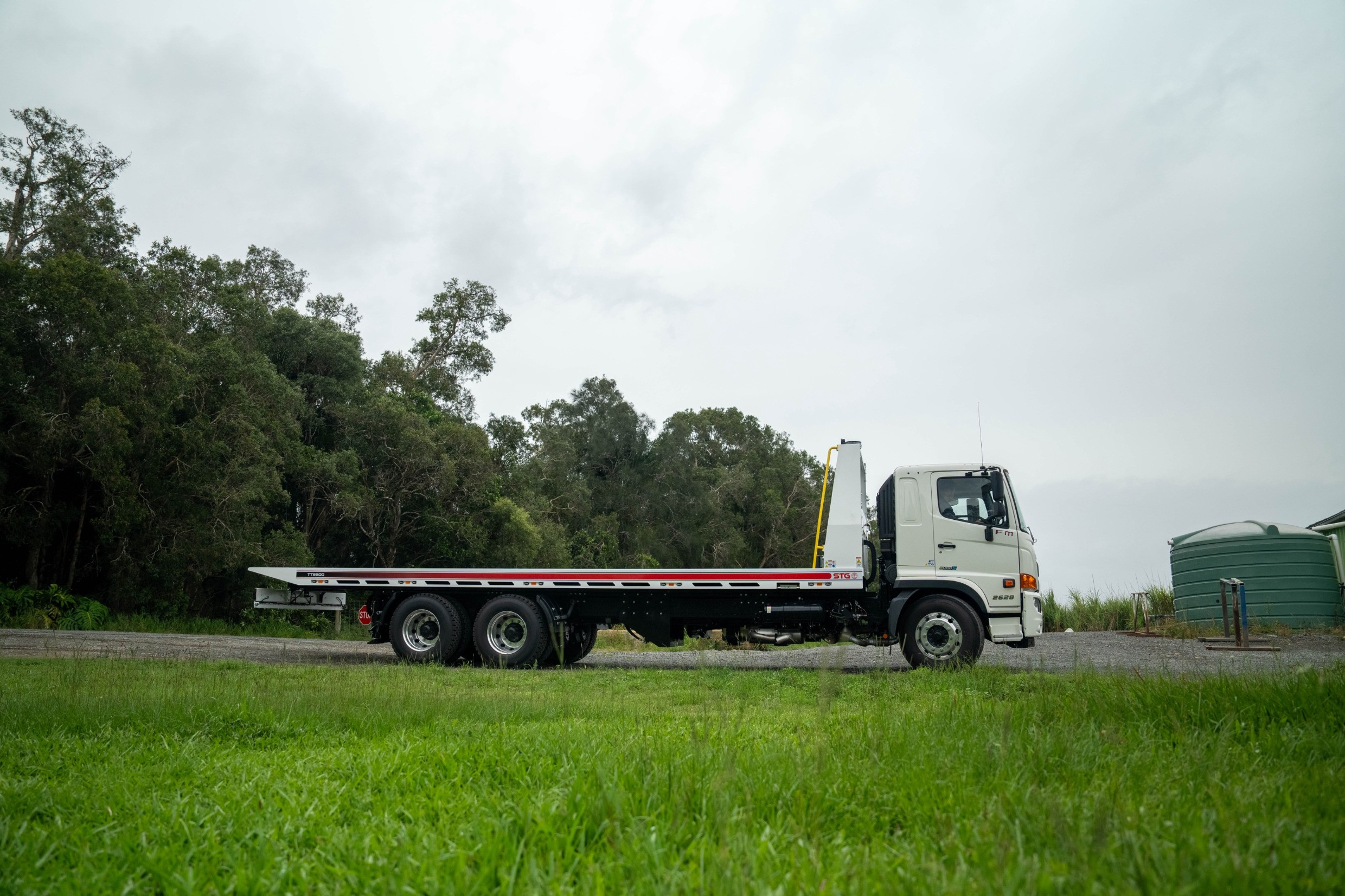 2024 HINO FM 2628-500 SERIES AUTOMATIC TILT TRAY